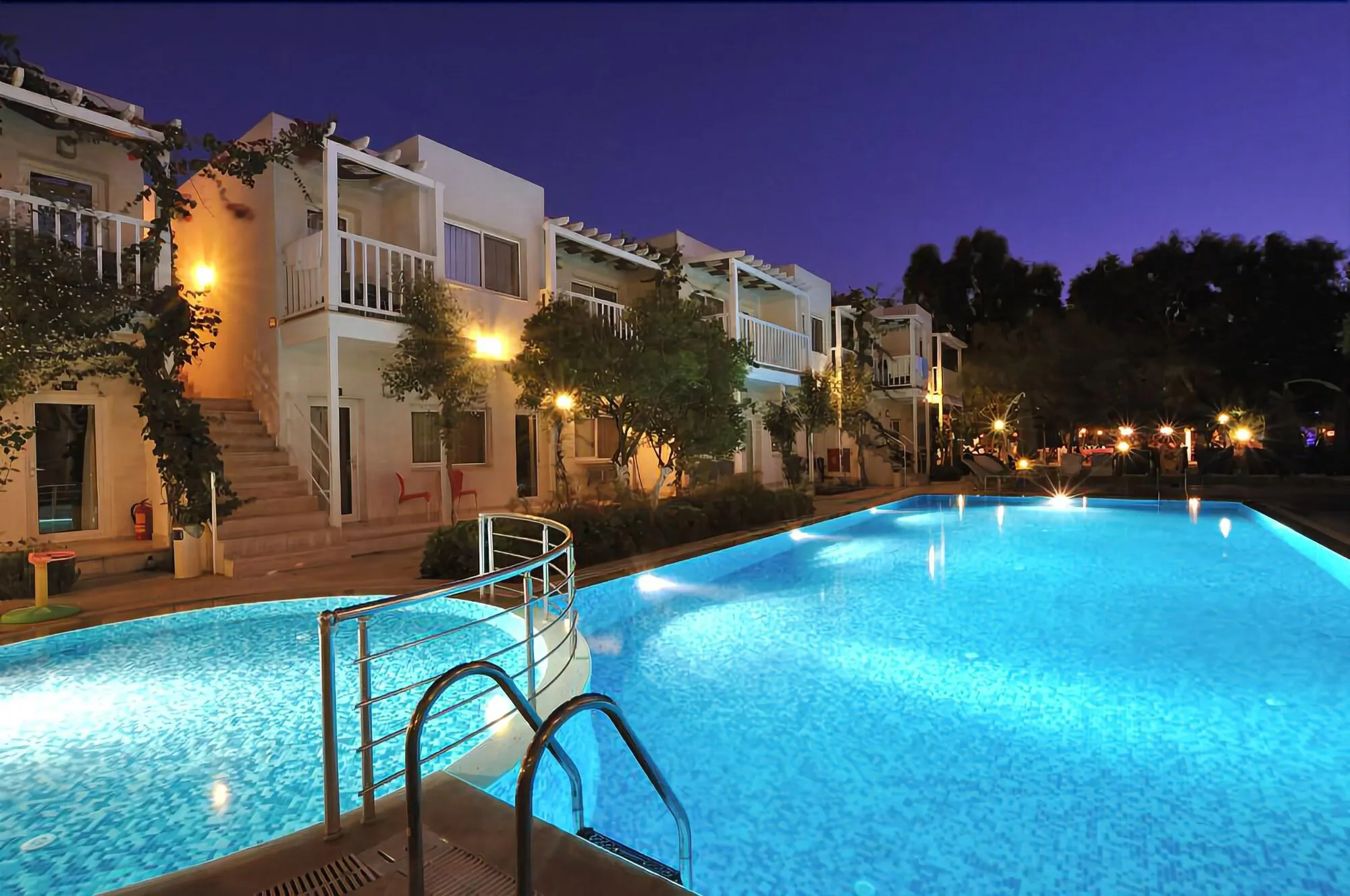 Gümüslük - pool