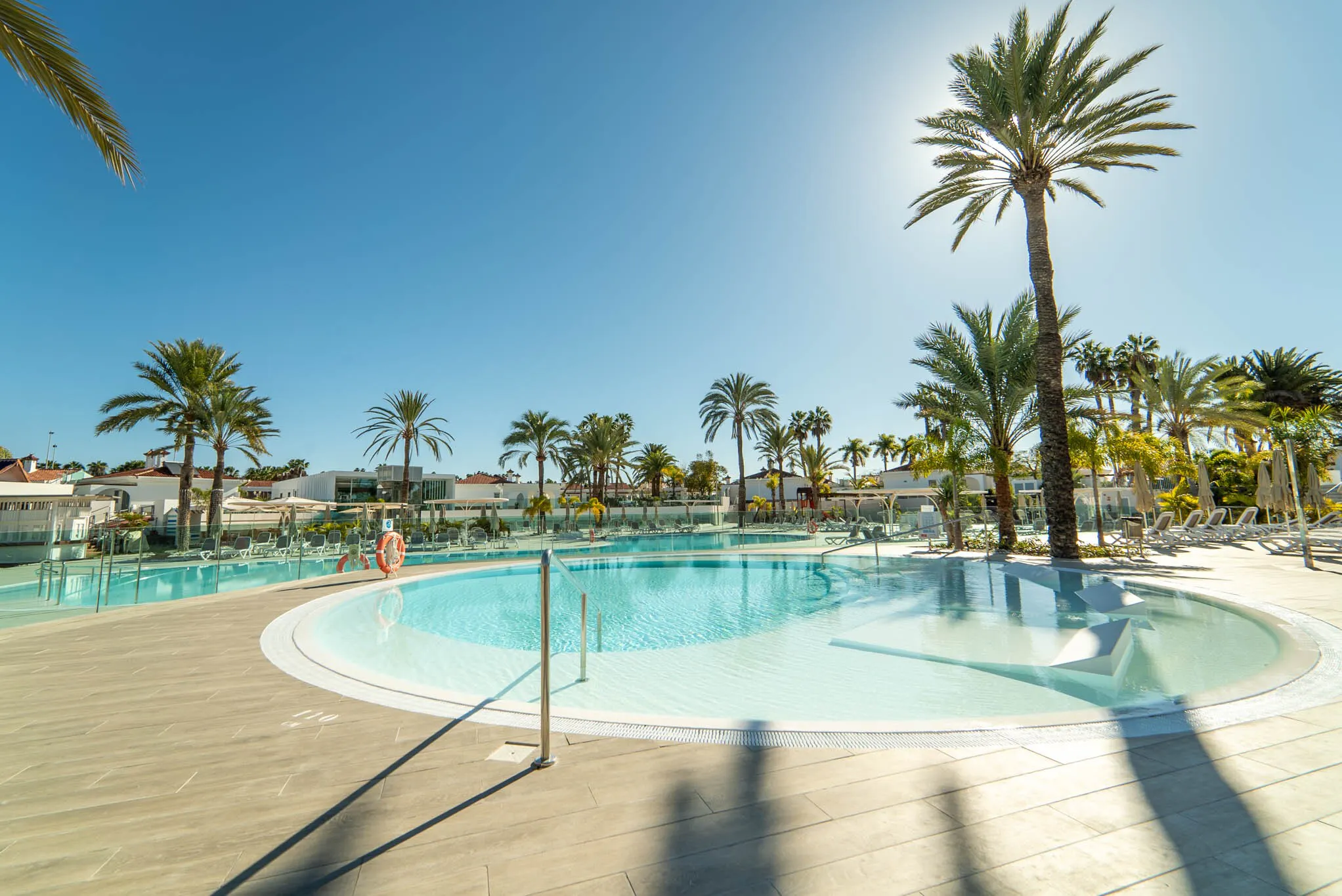 Hotel LIVVO Dunagolf Suites - pool