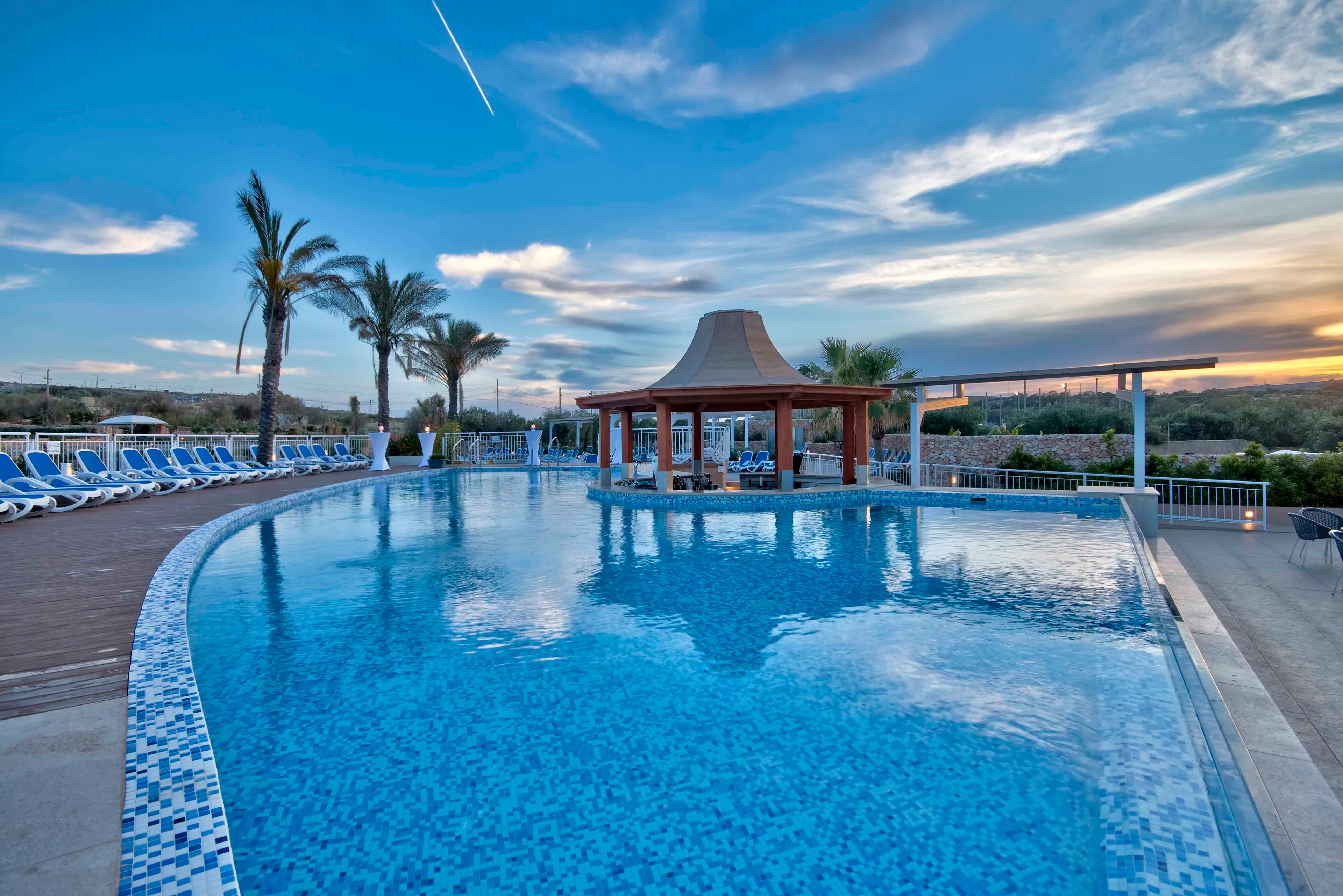 db Seabank Resort + Spa - pool