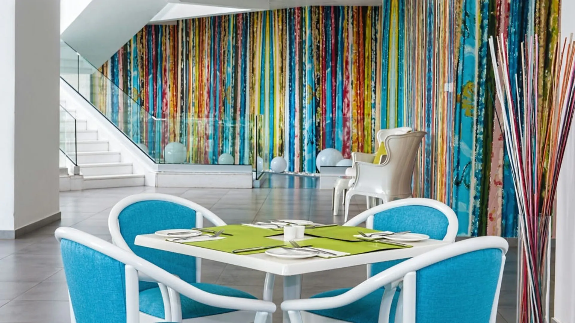 Margadina Lounge Hotel - foodAndBeverage