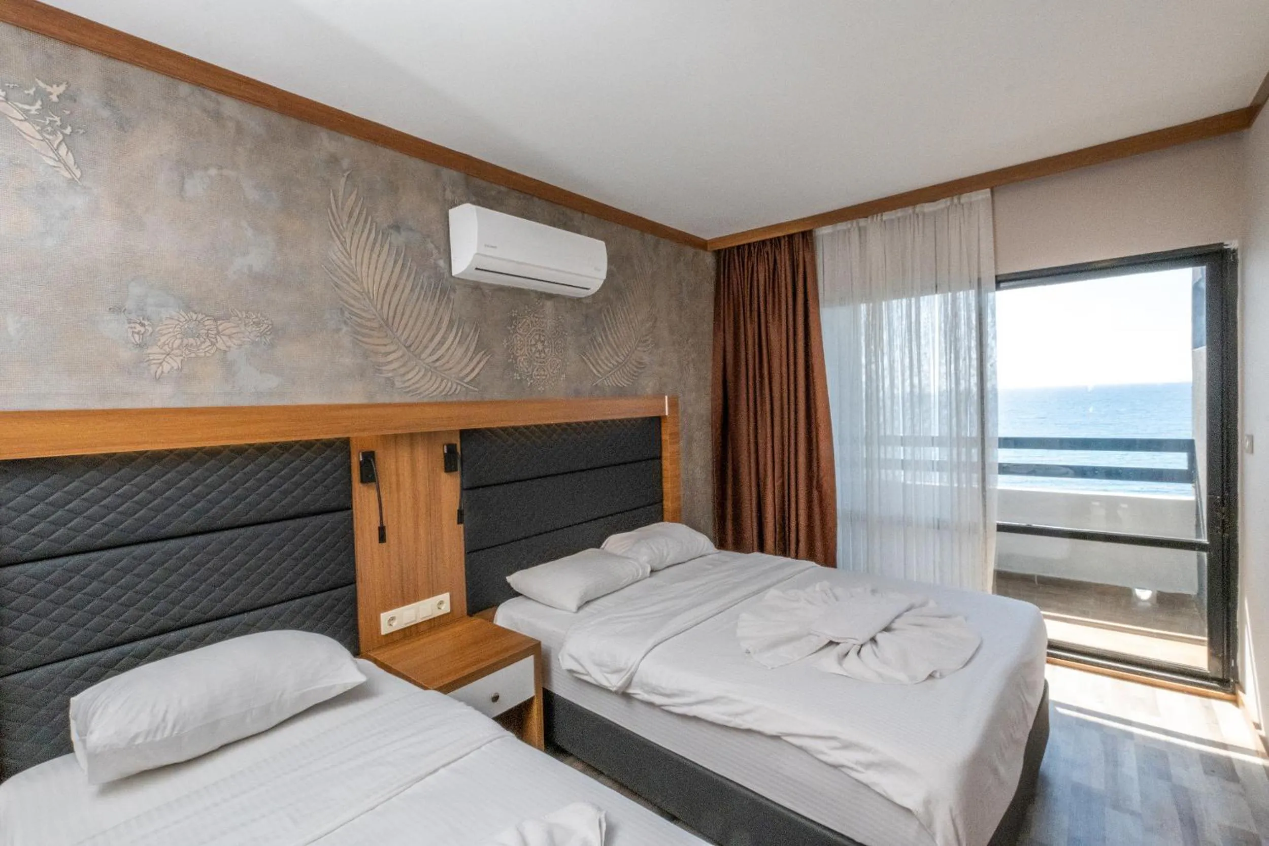 Sunday Beach Hotel - rooms