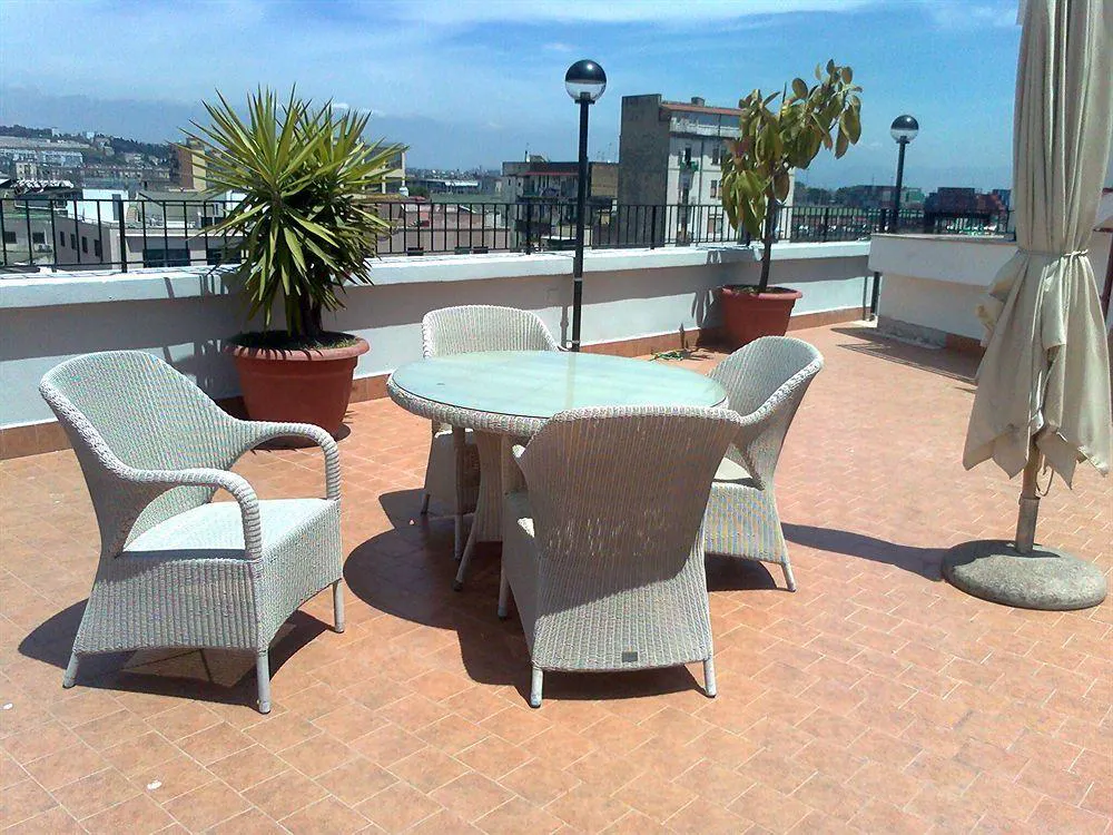 Hotel Tiempo - foodAndBeverage