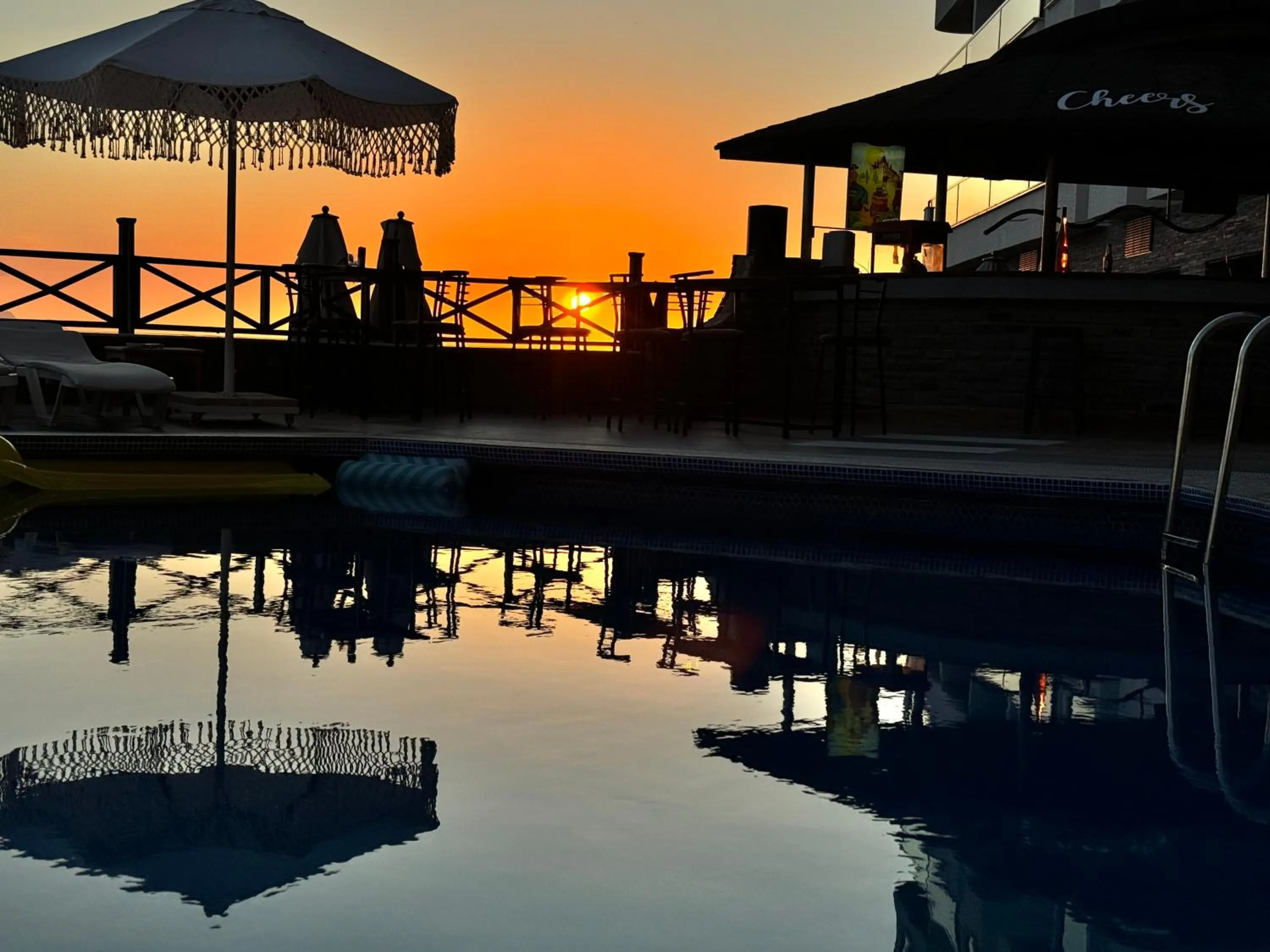 Suhan Seaport Hotel - pool