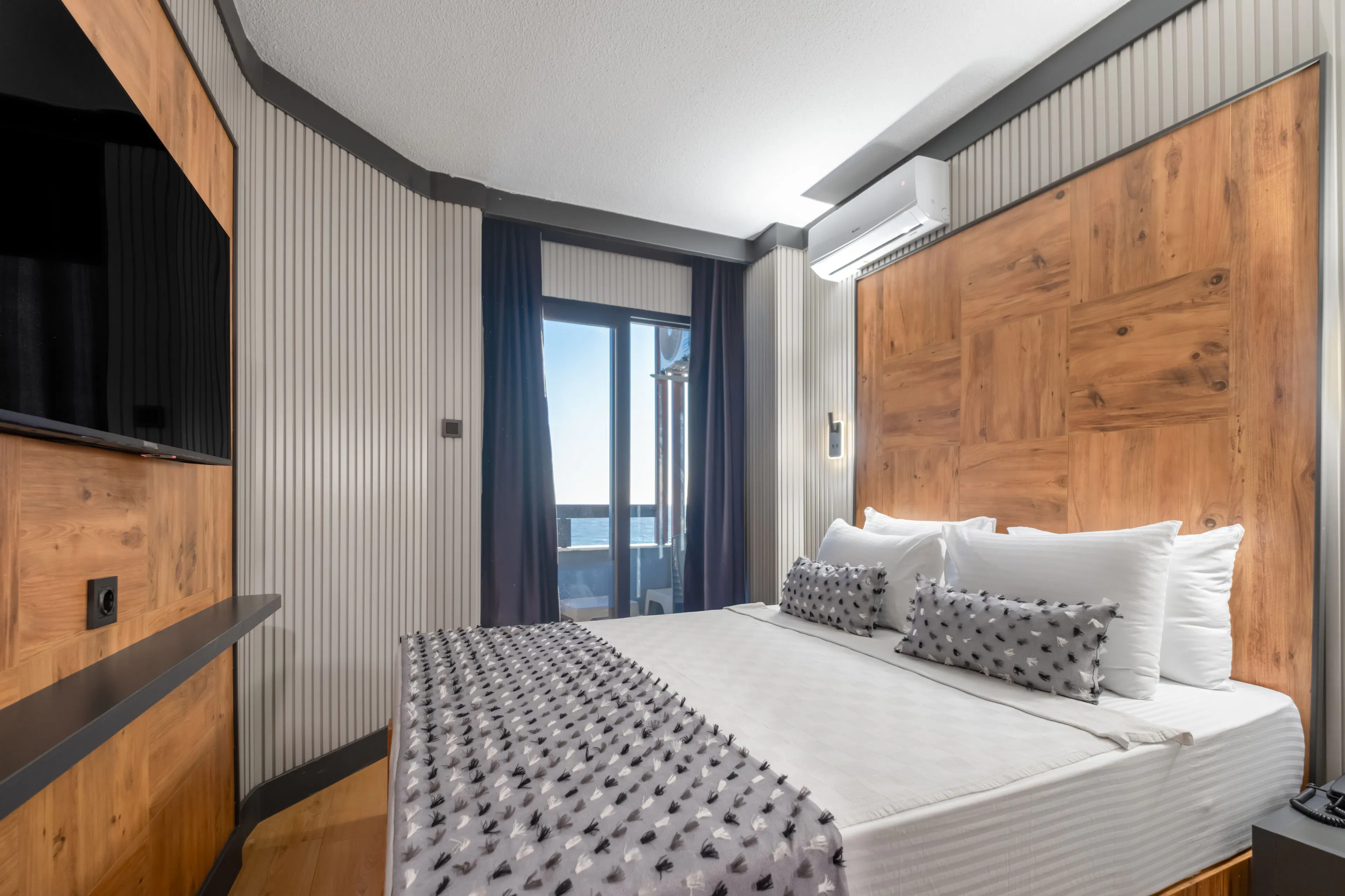 Jura Hotels Ada Beach - rooms