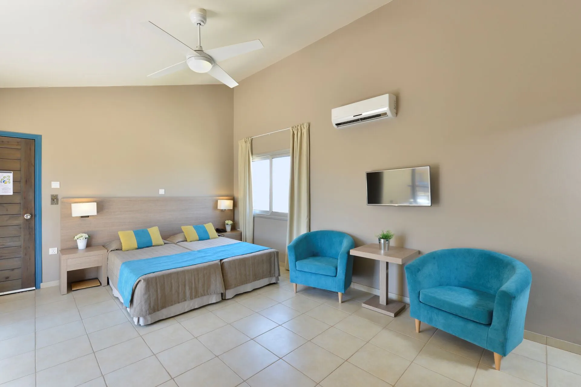 The Makronisos Holiday Village - rooms