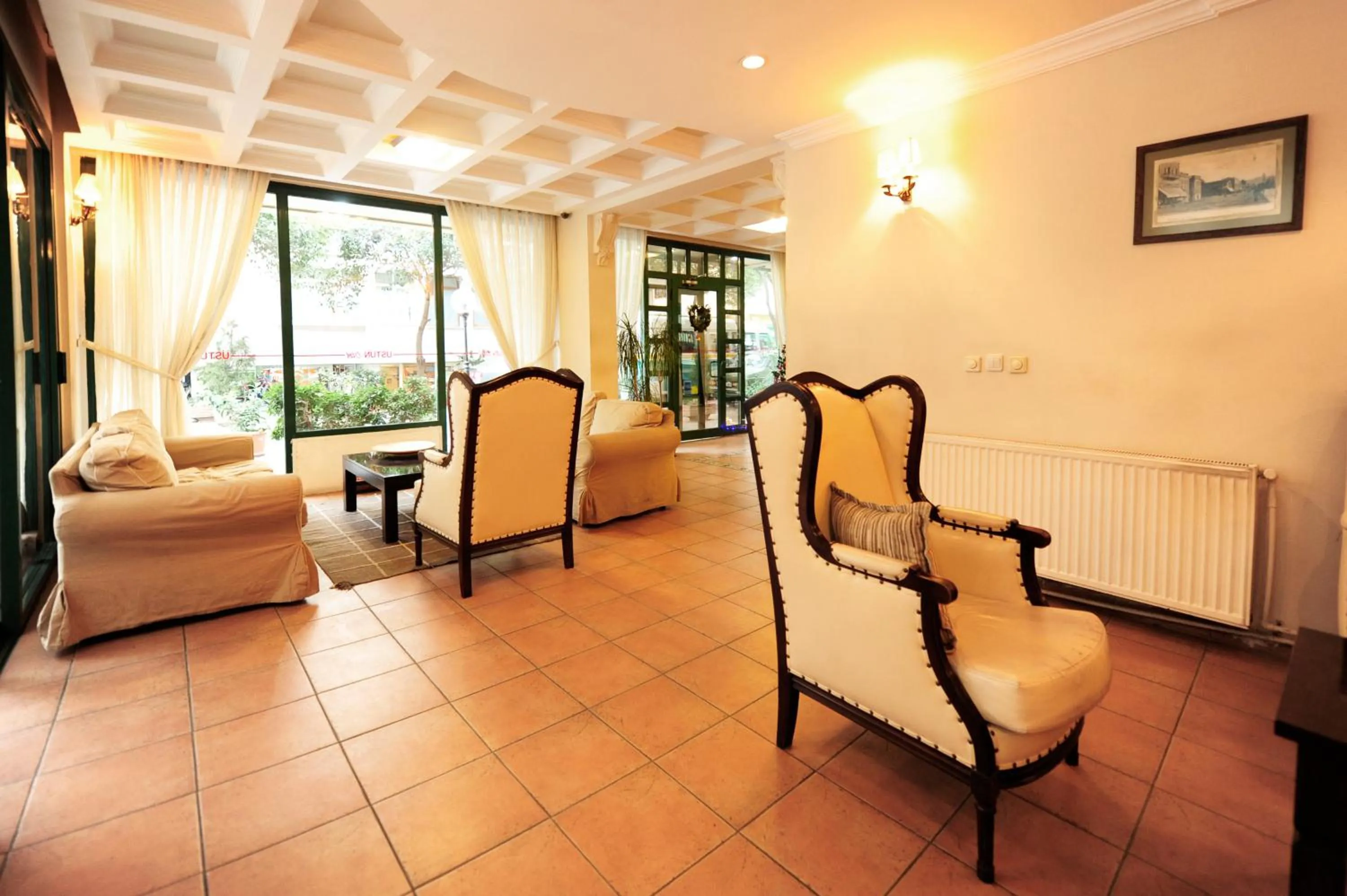 Üstün Alsancak - facilities