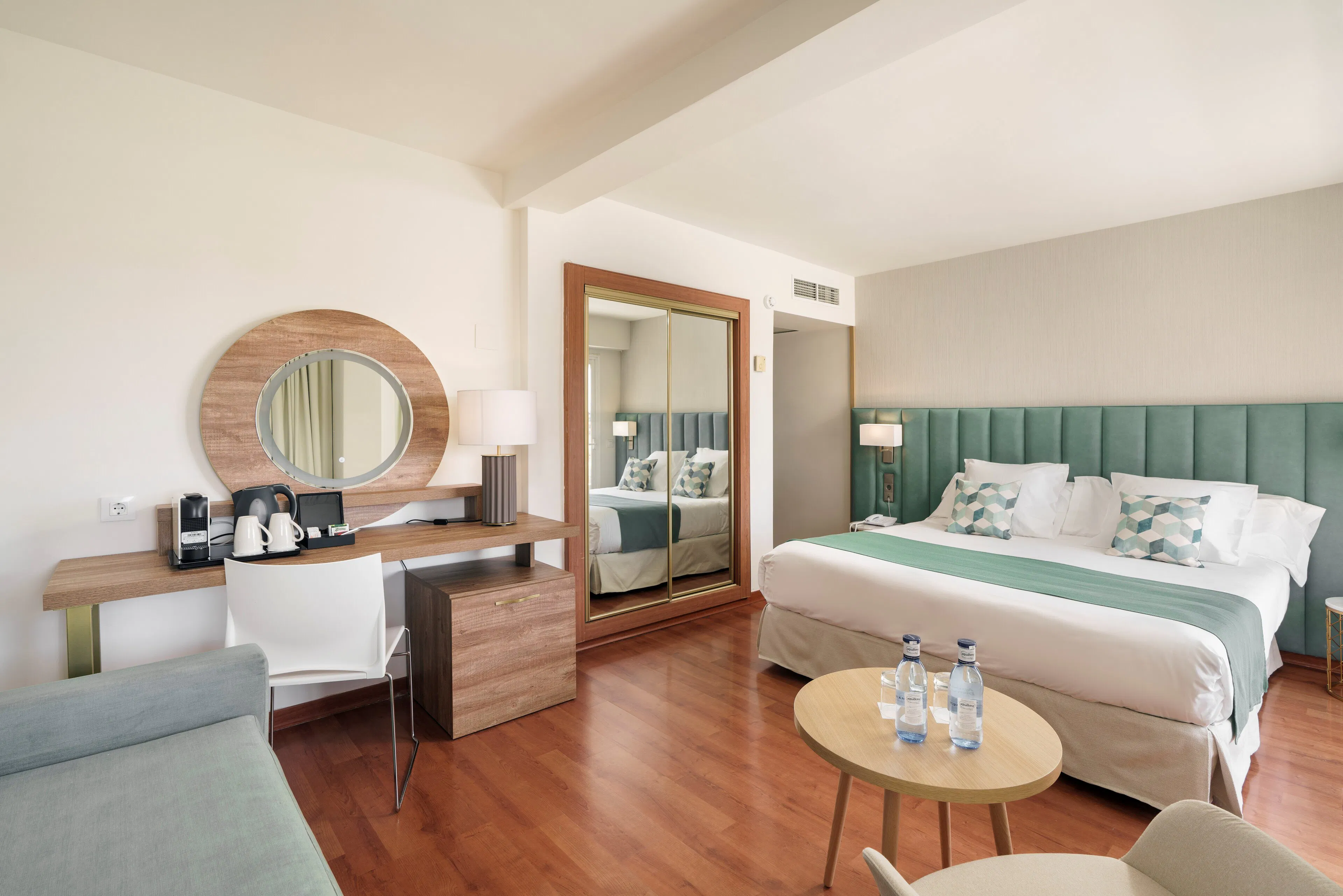 Hotel Costa Malaga by Pierre Vacances - rooms