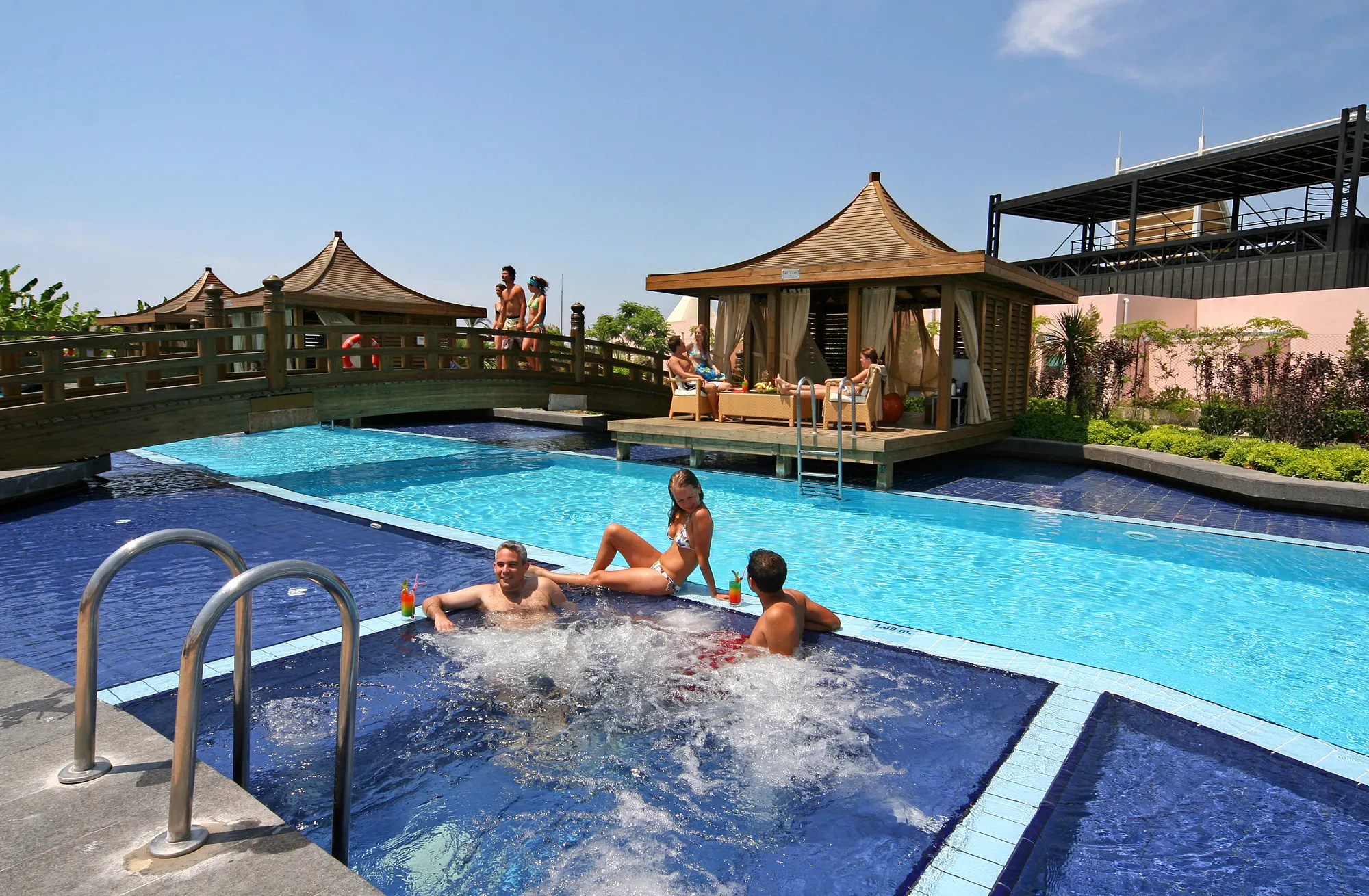 Limak Lara Deluxe Hotel & Resort - pool