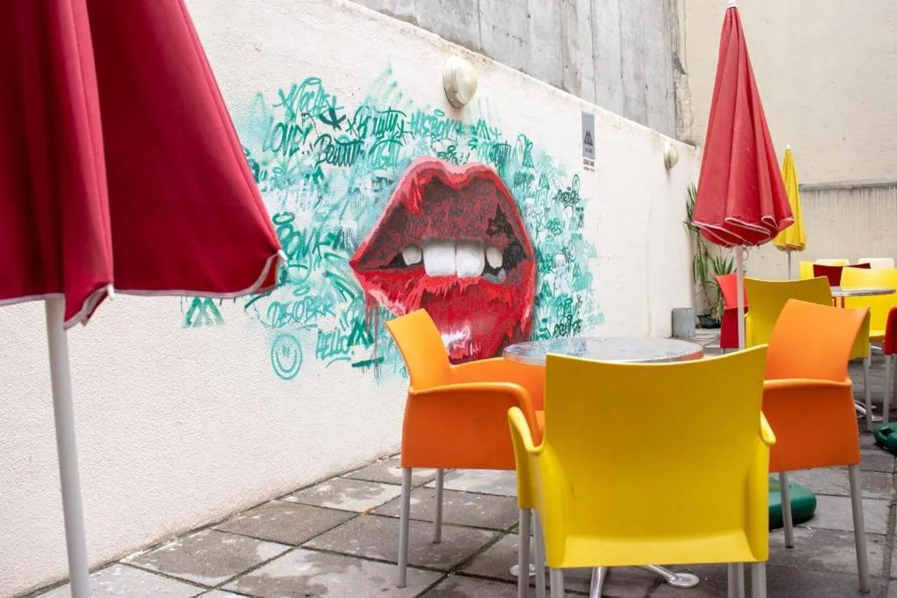 HI Lisboa - Pousada de Juventude - foodAndBeverage