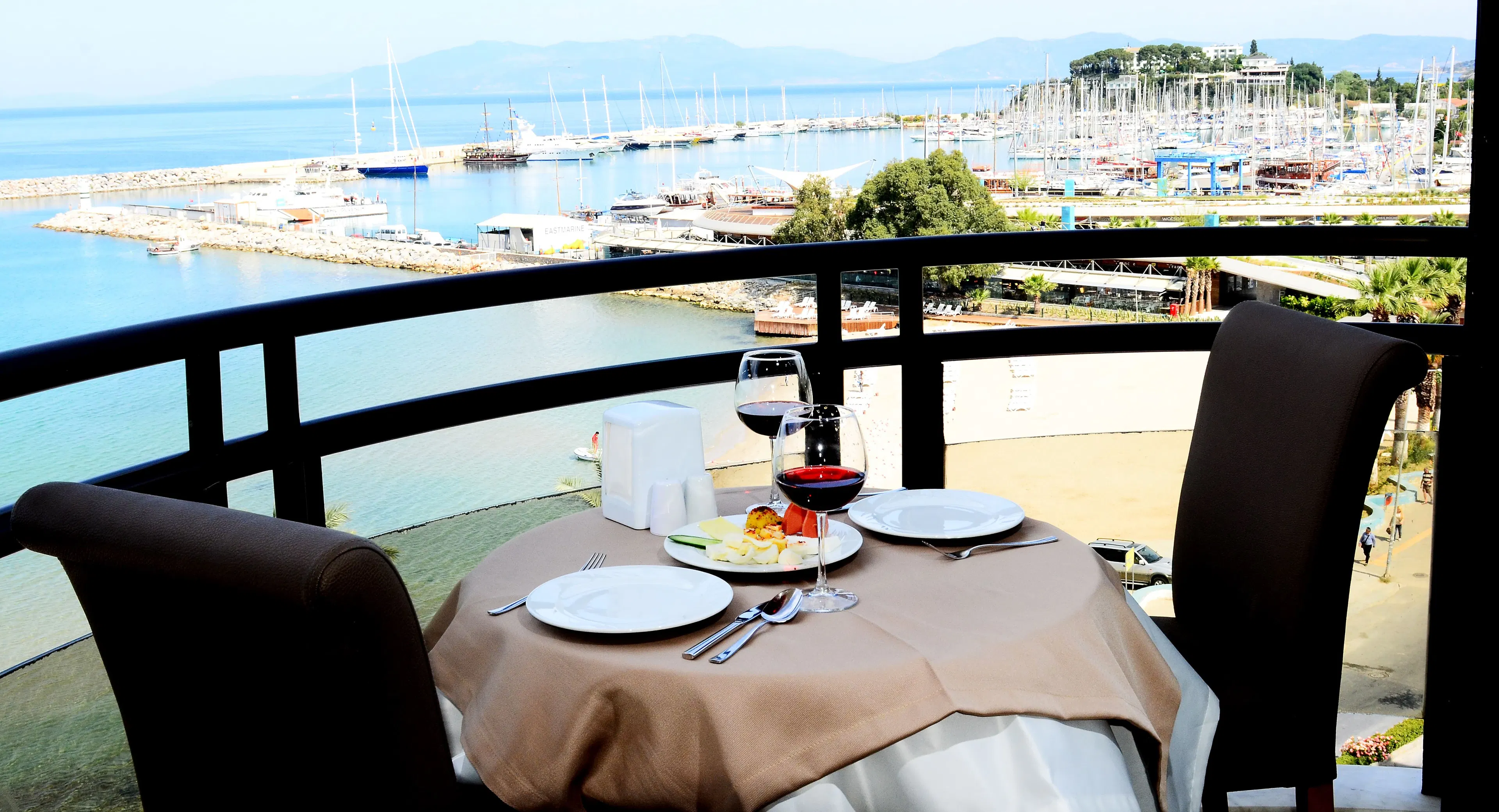 Hotel Karaaslan Inn - foodAndBeverage