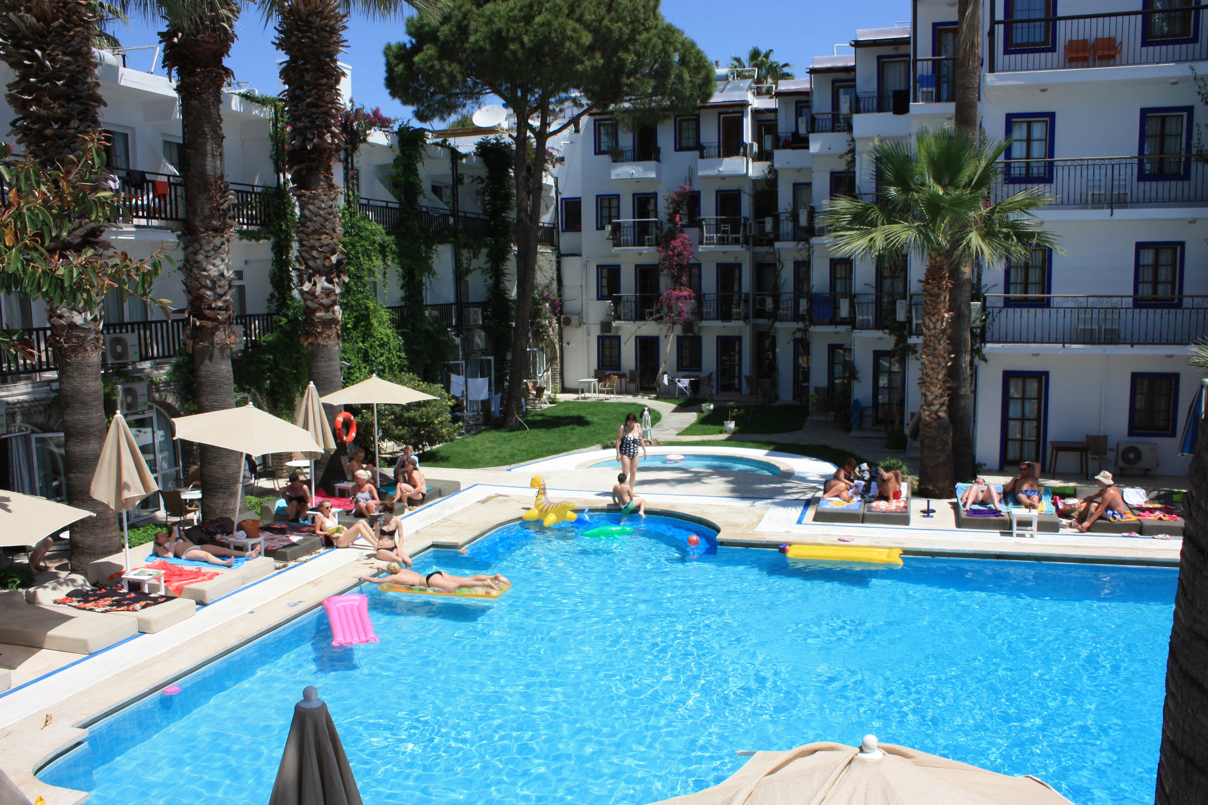 Sami Beach - pool