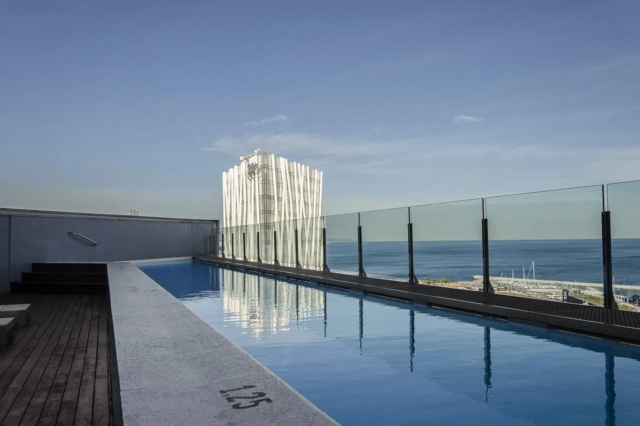 Barcelona Princess - pool