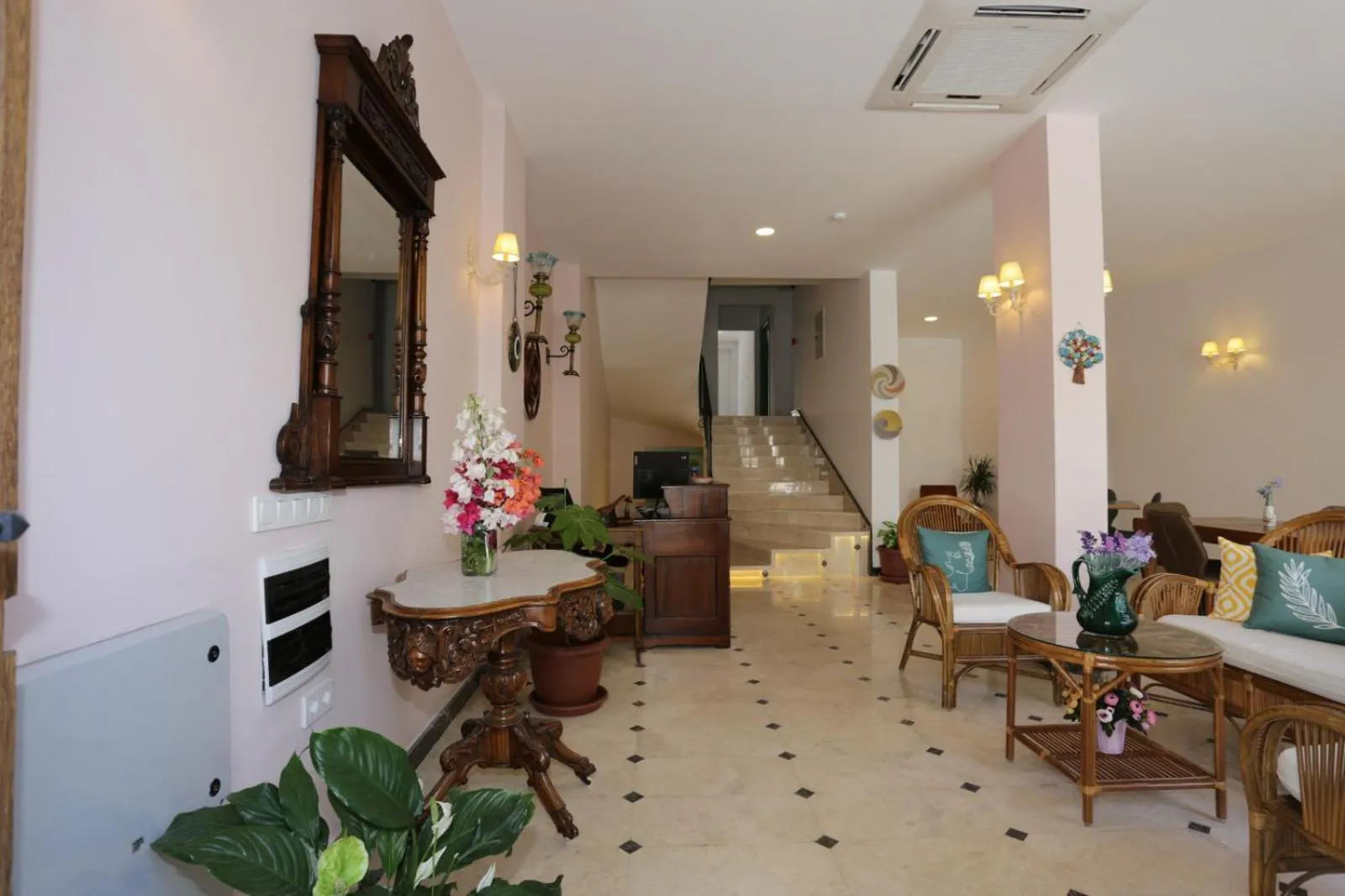 Ata Çesme Otel - foodAndBeverage
