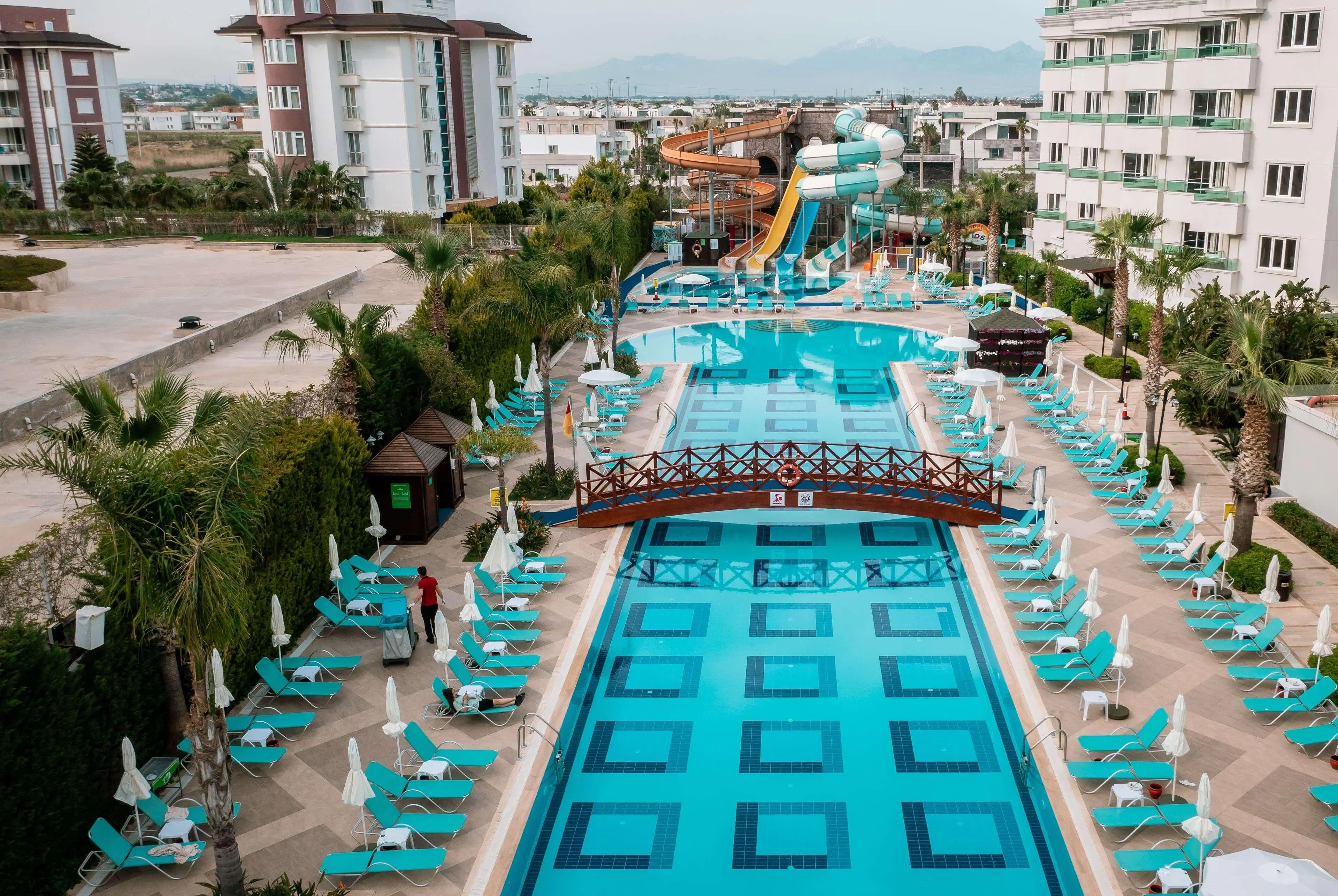 Wyndham Garden Lara - pool