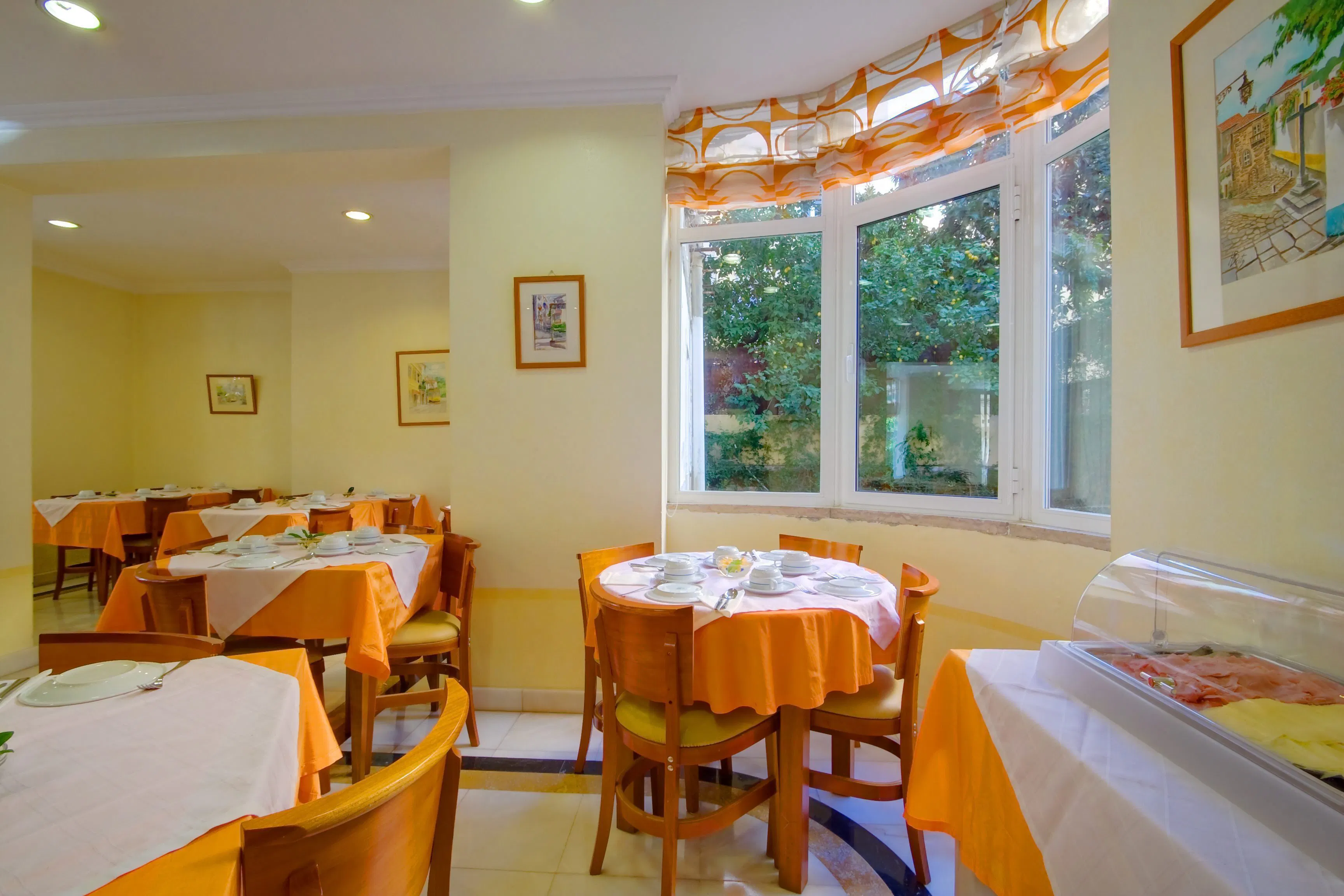 Hotel Avenida Park - foodAndBeverage