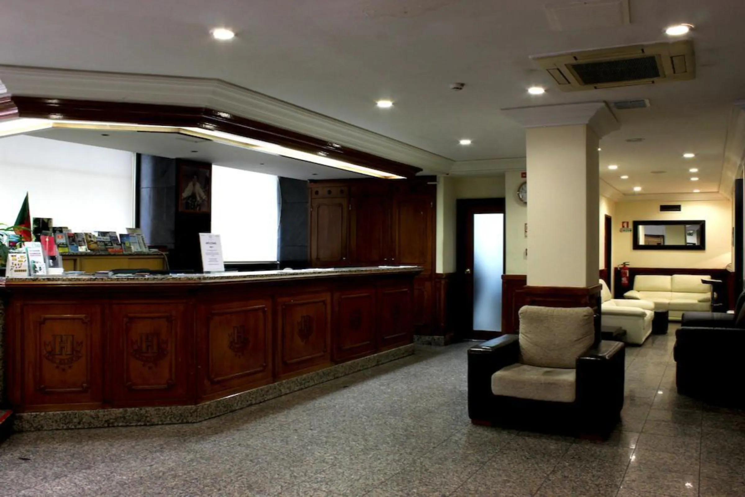 Excelsior - facilities