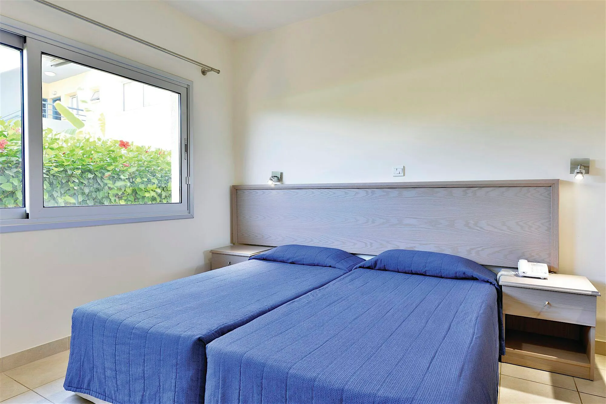 The Makronisos Holiday Village - rooms