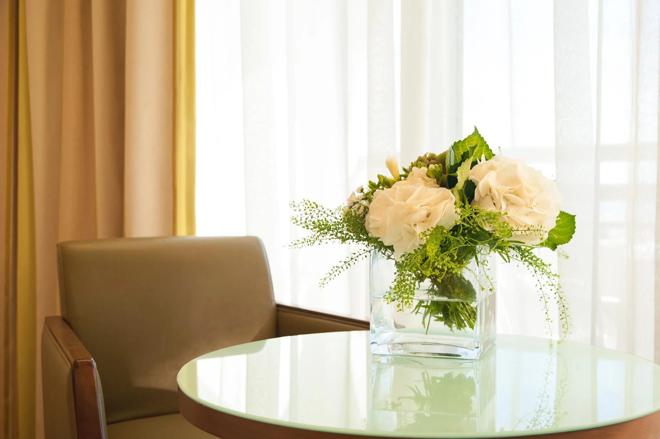 Ajax Hotel - foodAndBeverage