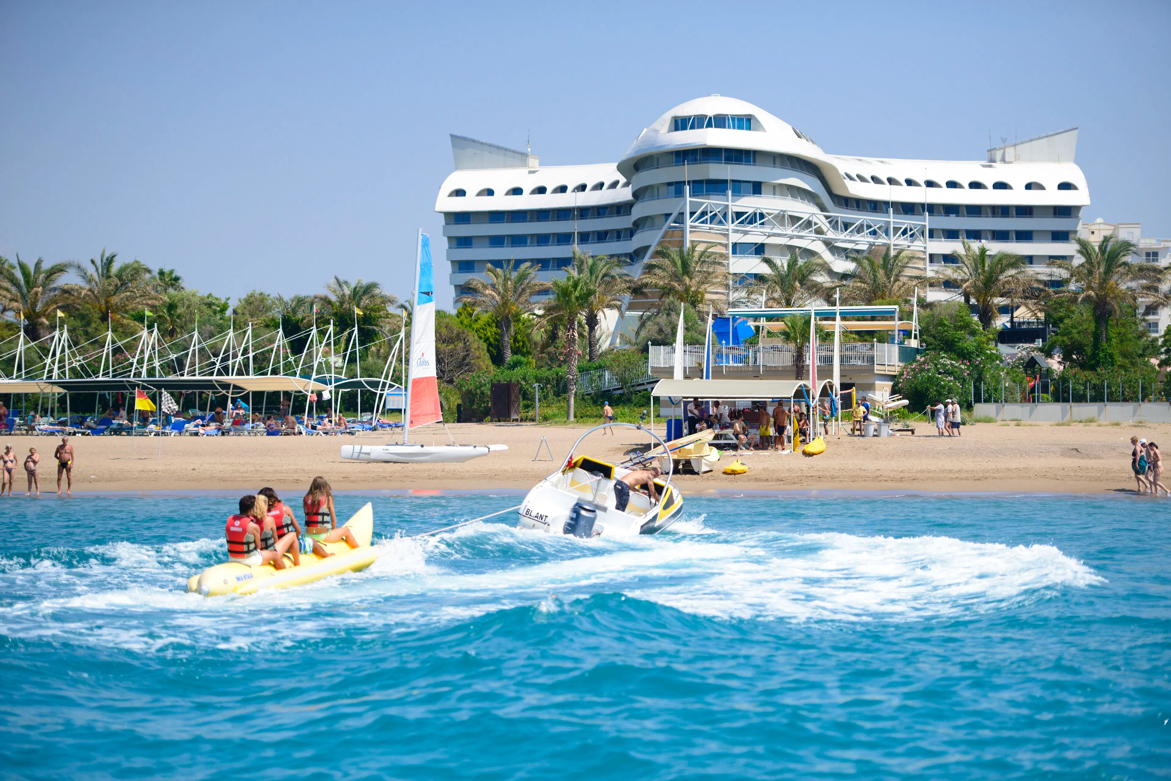 Concorde de Luxe Resort - watersport