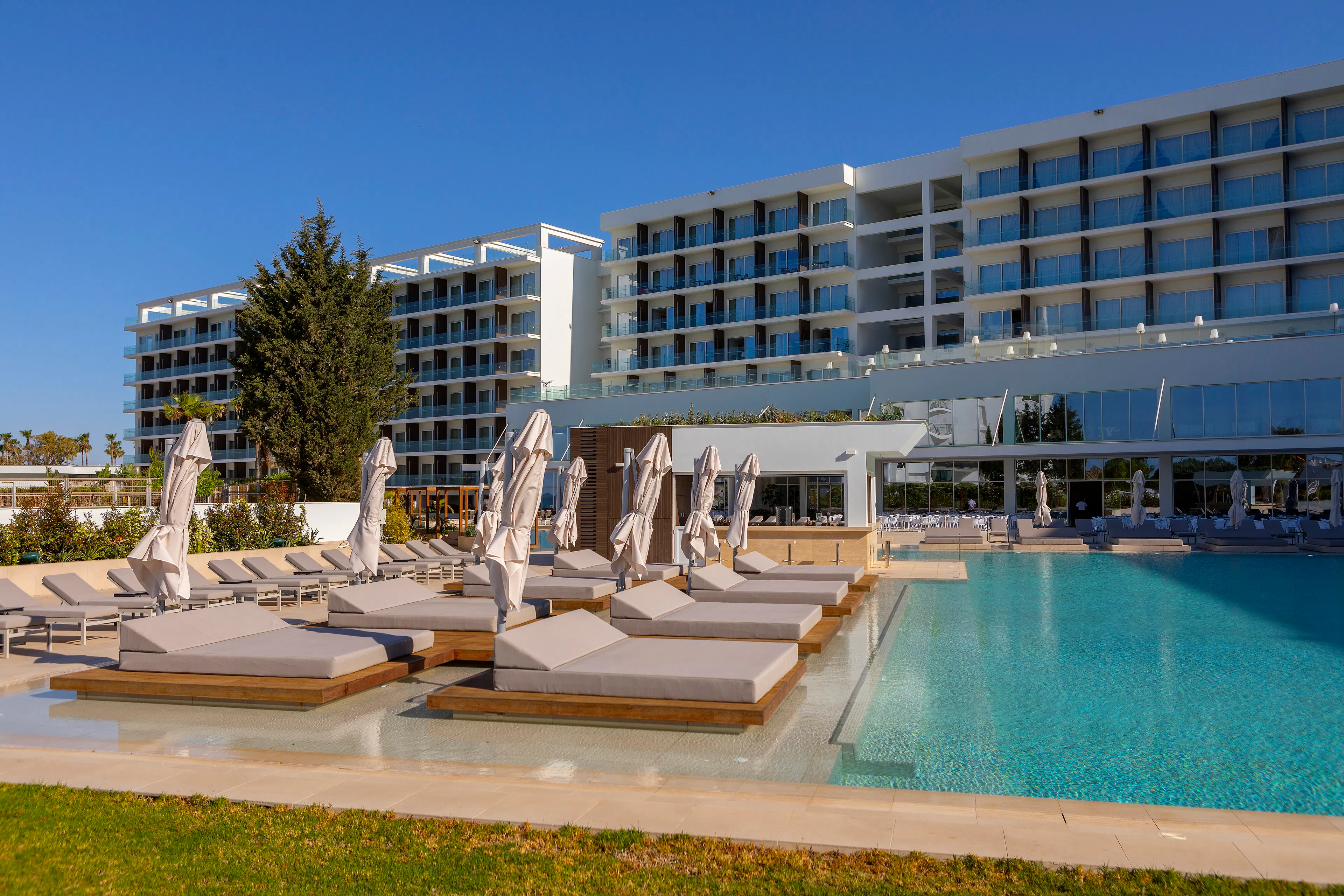 Chrysomare Beach Hotel and Resort - pool
