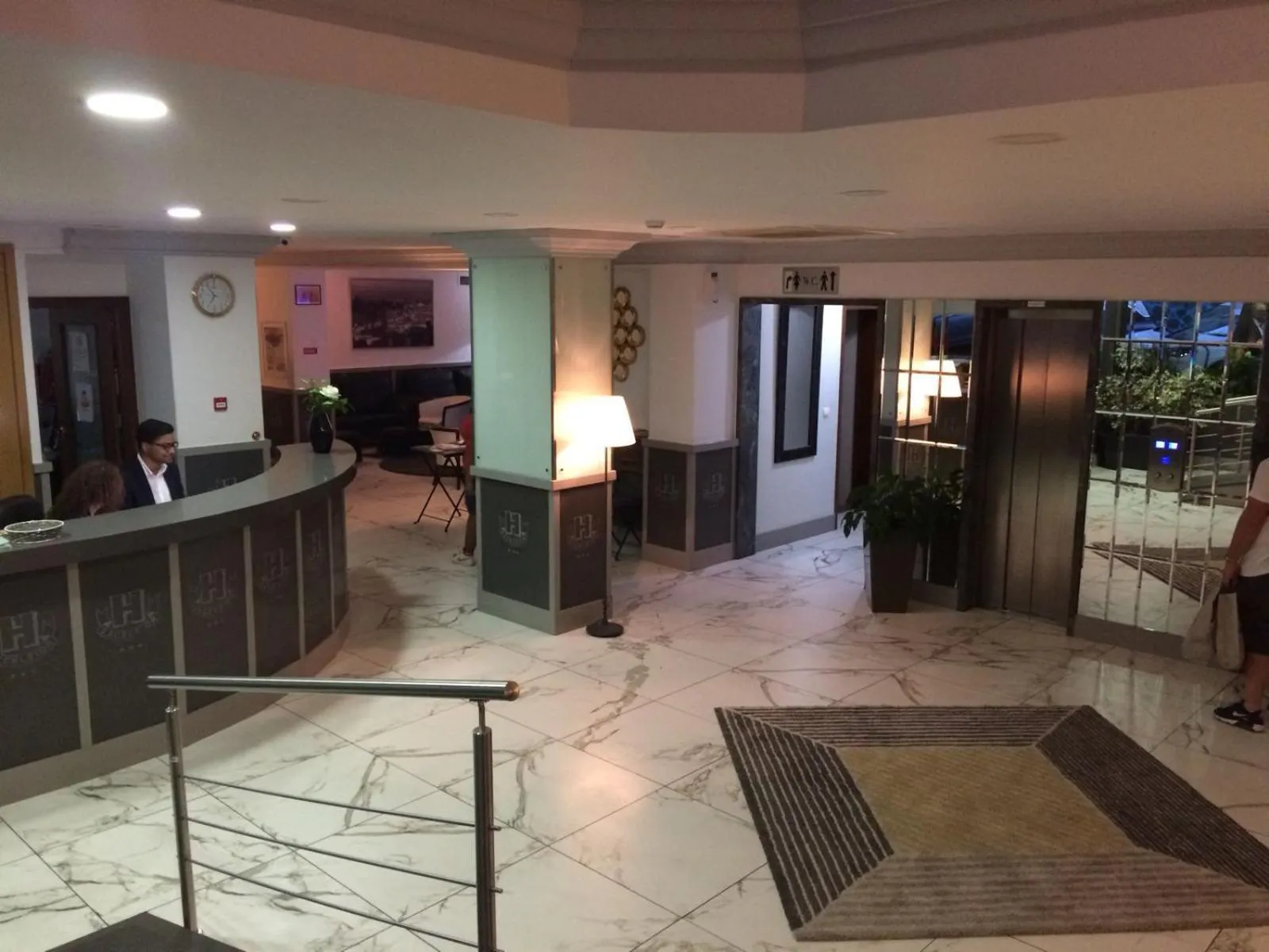Excelsior - facilities