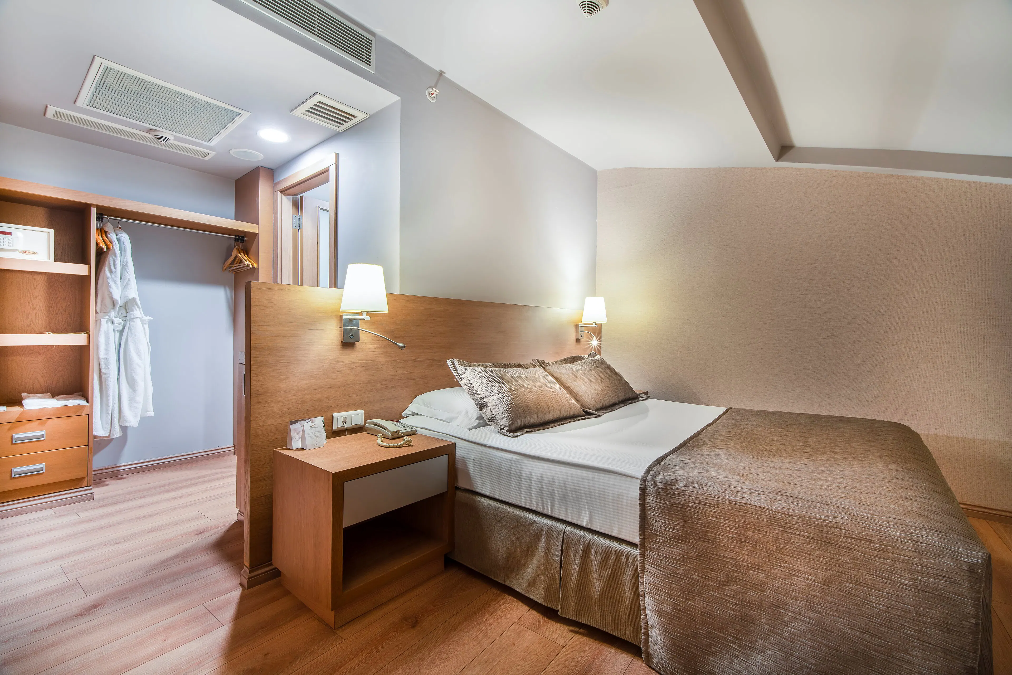 Concorde de Luxe Resort - rooms
