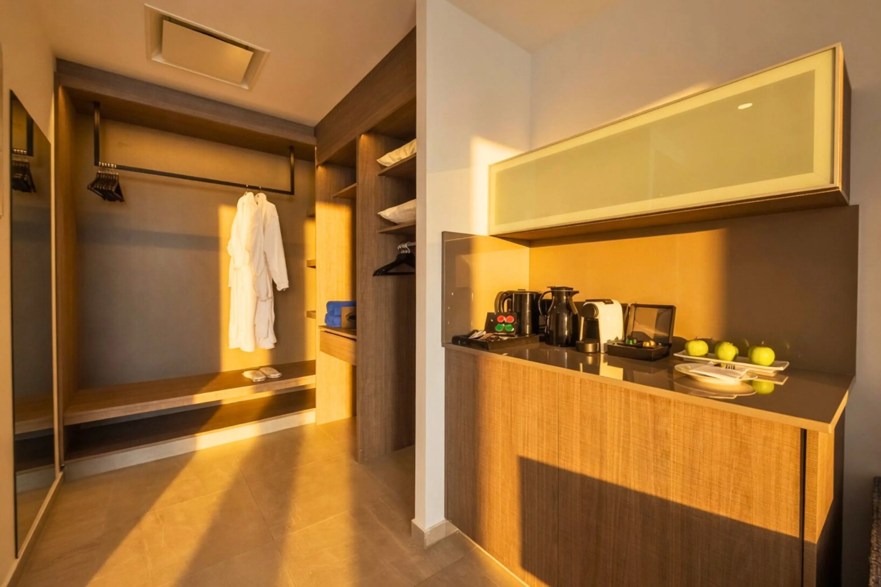 Cavo Maris Beach - rooms