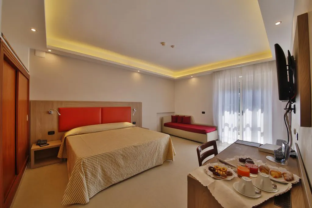 American Hotel - rooms