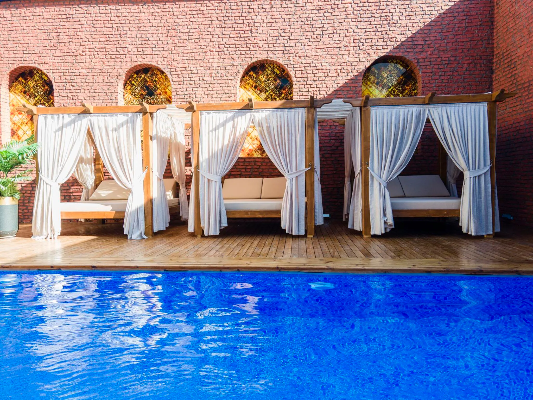 Duqqan Deluxe Hotel - pool