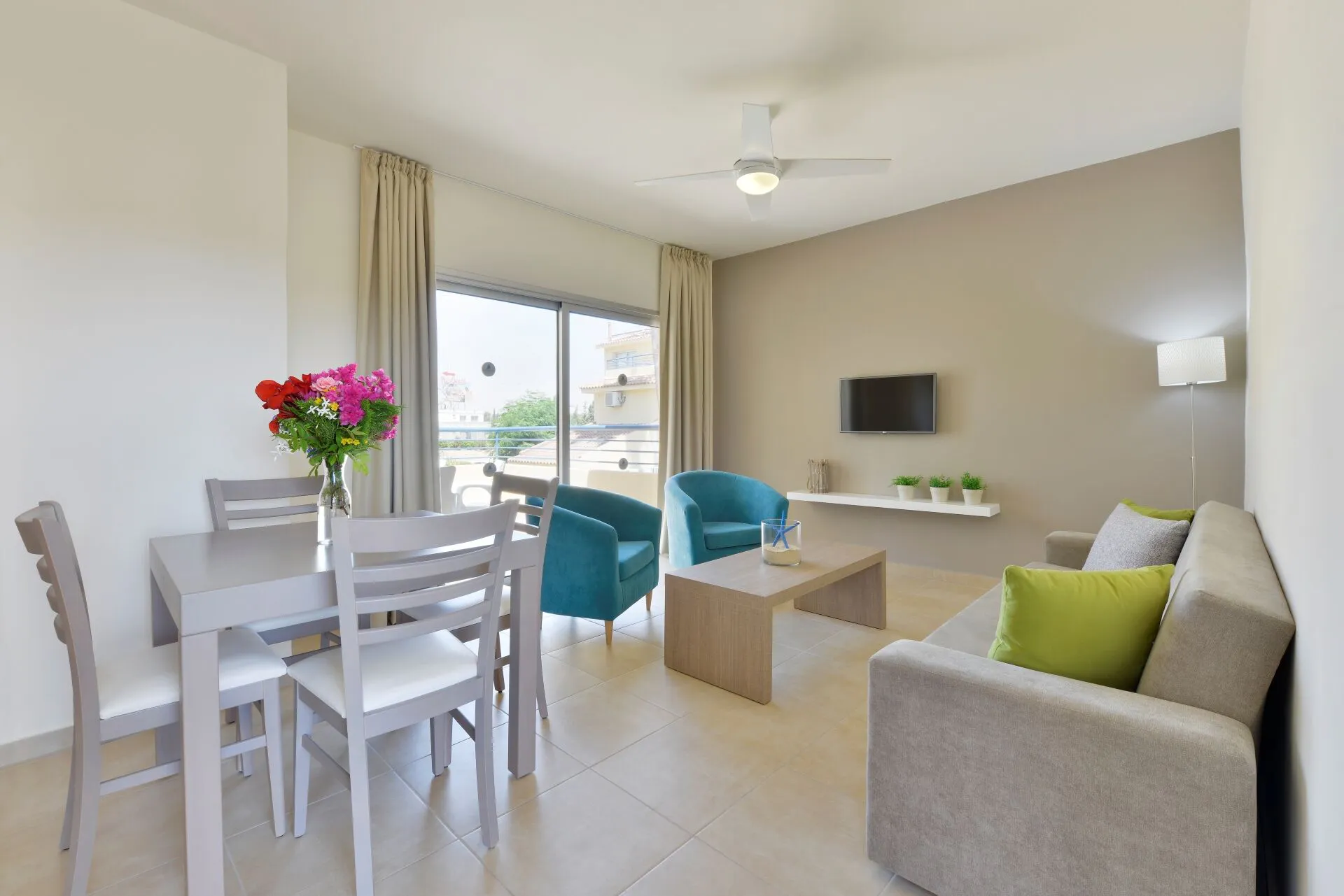 The Makronisos Holiday Village - foodAndBeverage