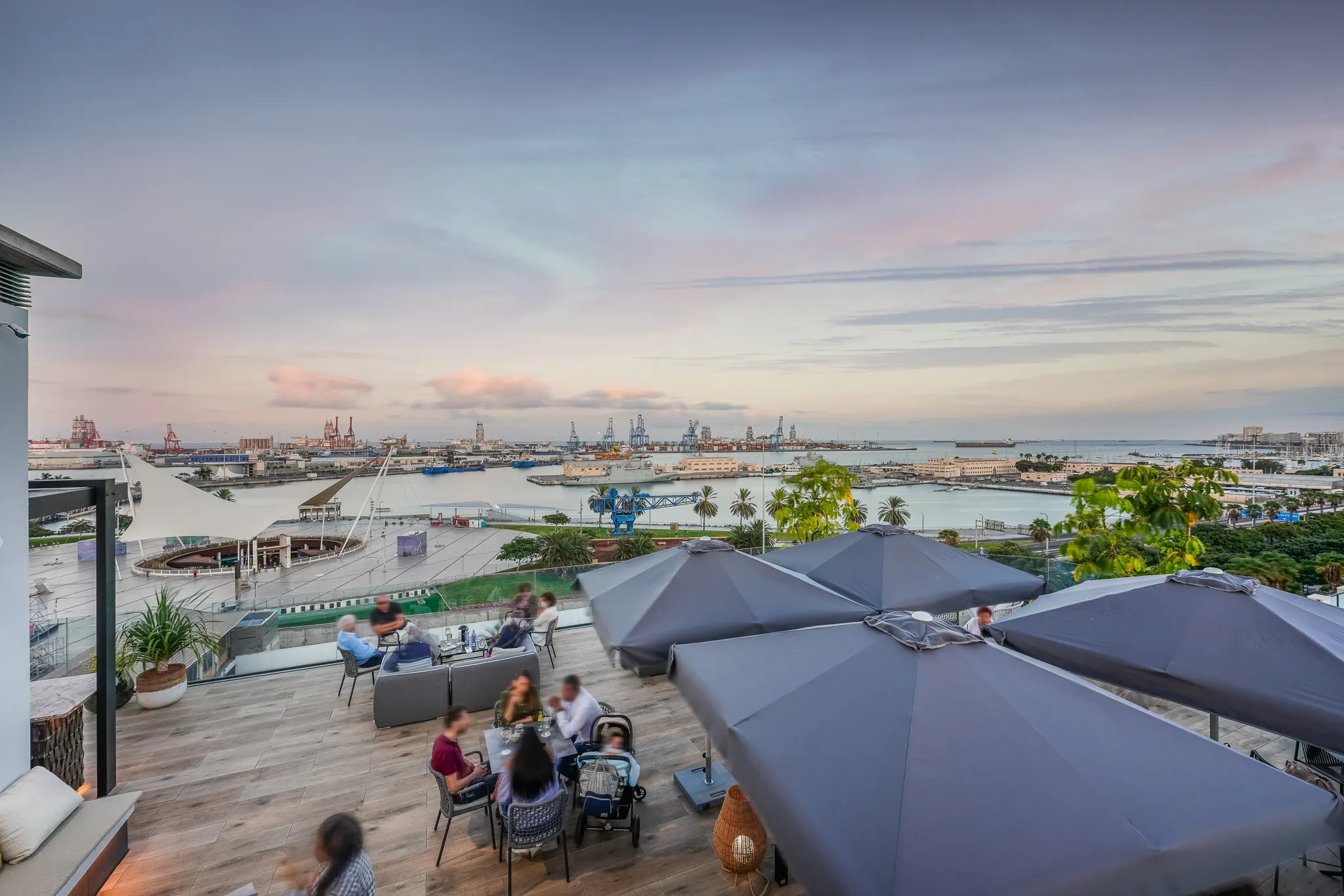Hotel LIVVO Lumm - foodAndBeverage