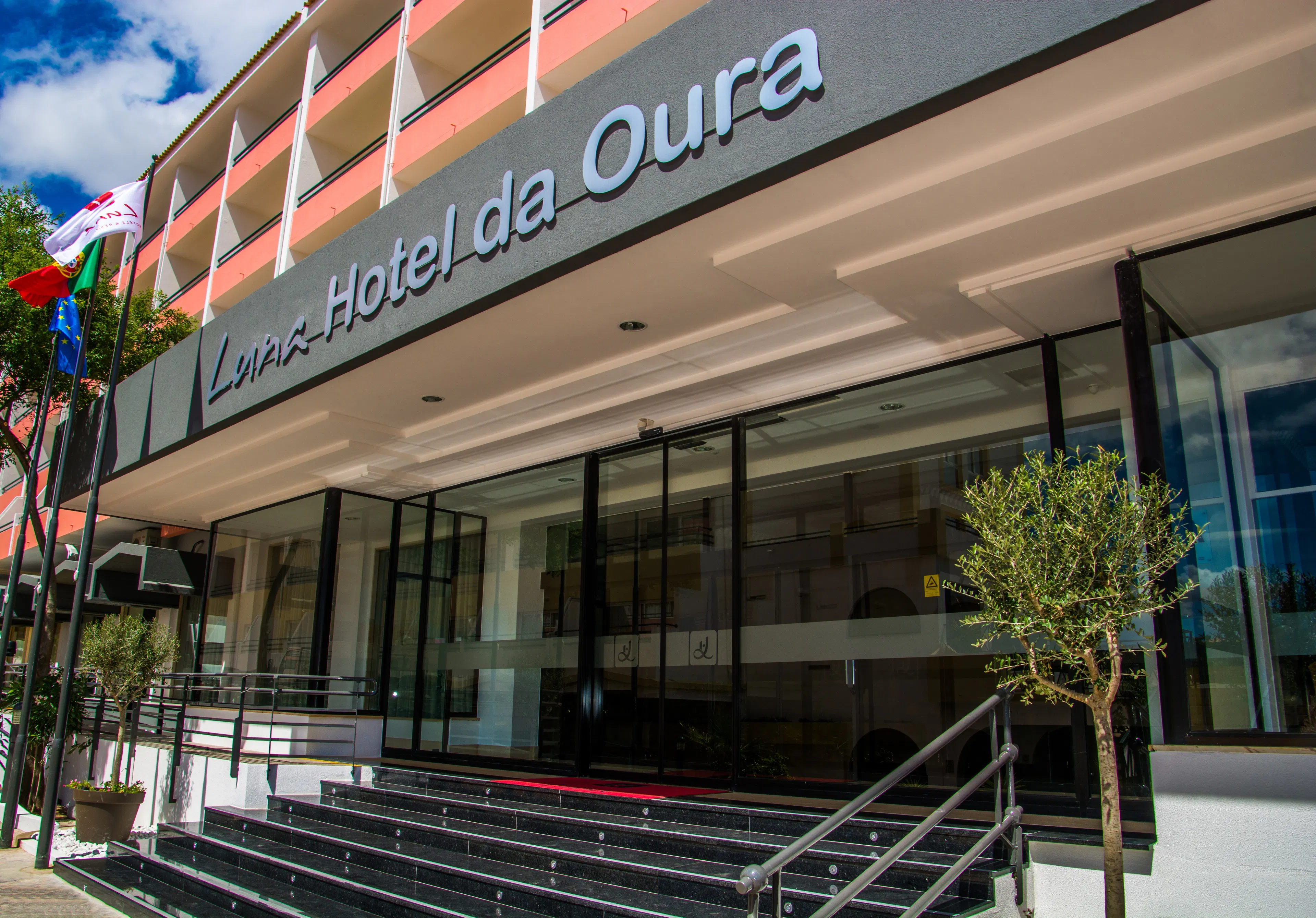 Luna Hotel da Oura - exterior