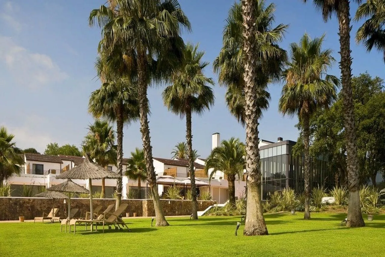 Hotel Encinar de Sotogrande - exterior