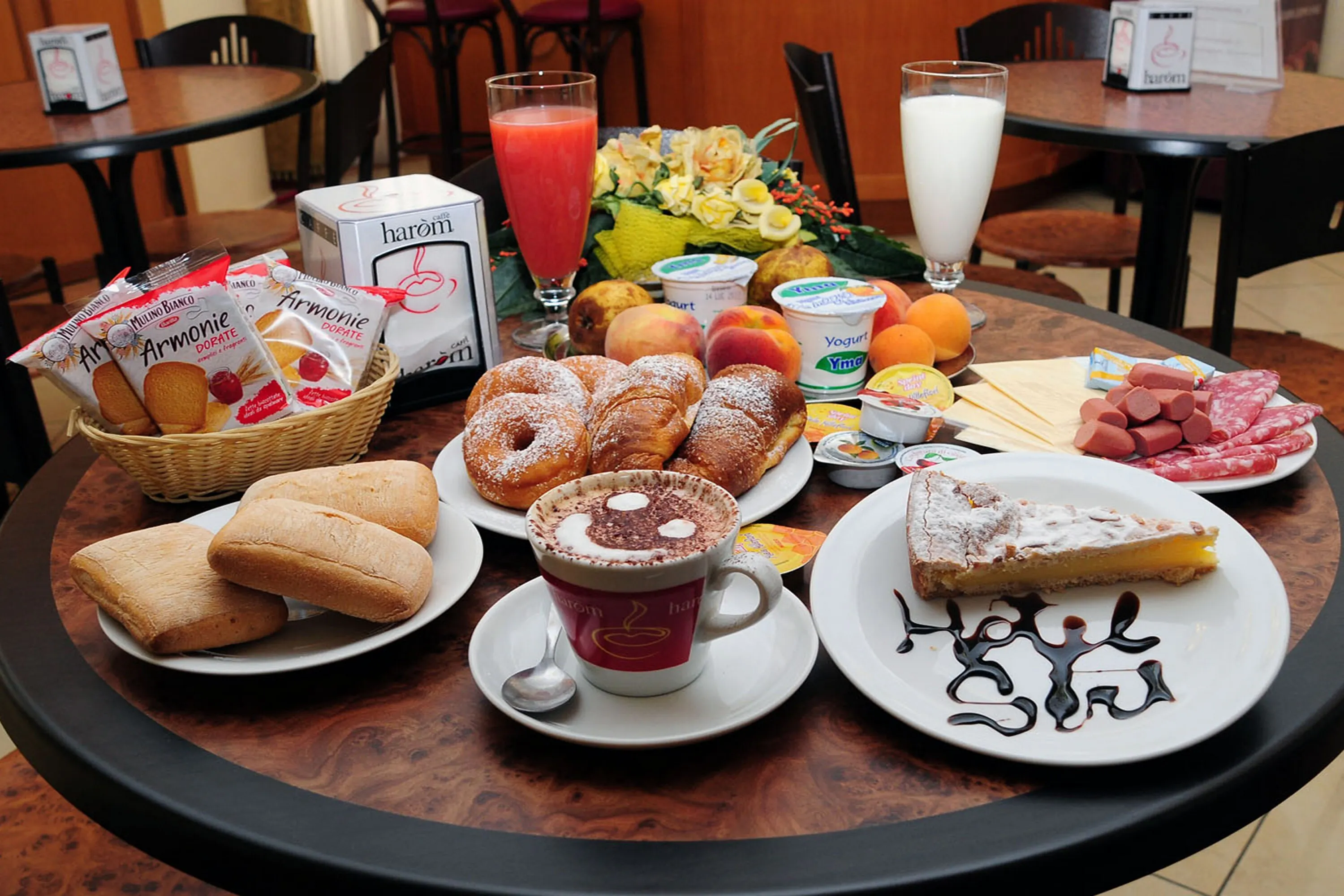 Hotel Casablanca - foodAndBeverage