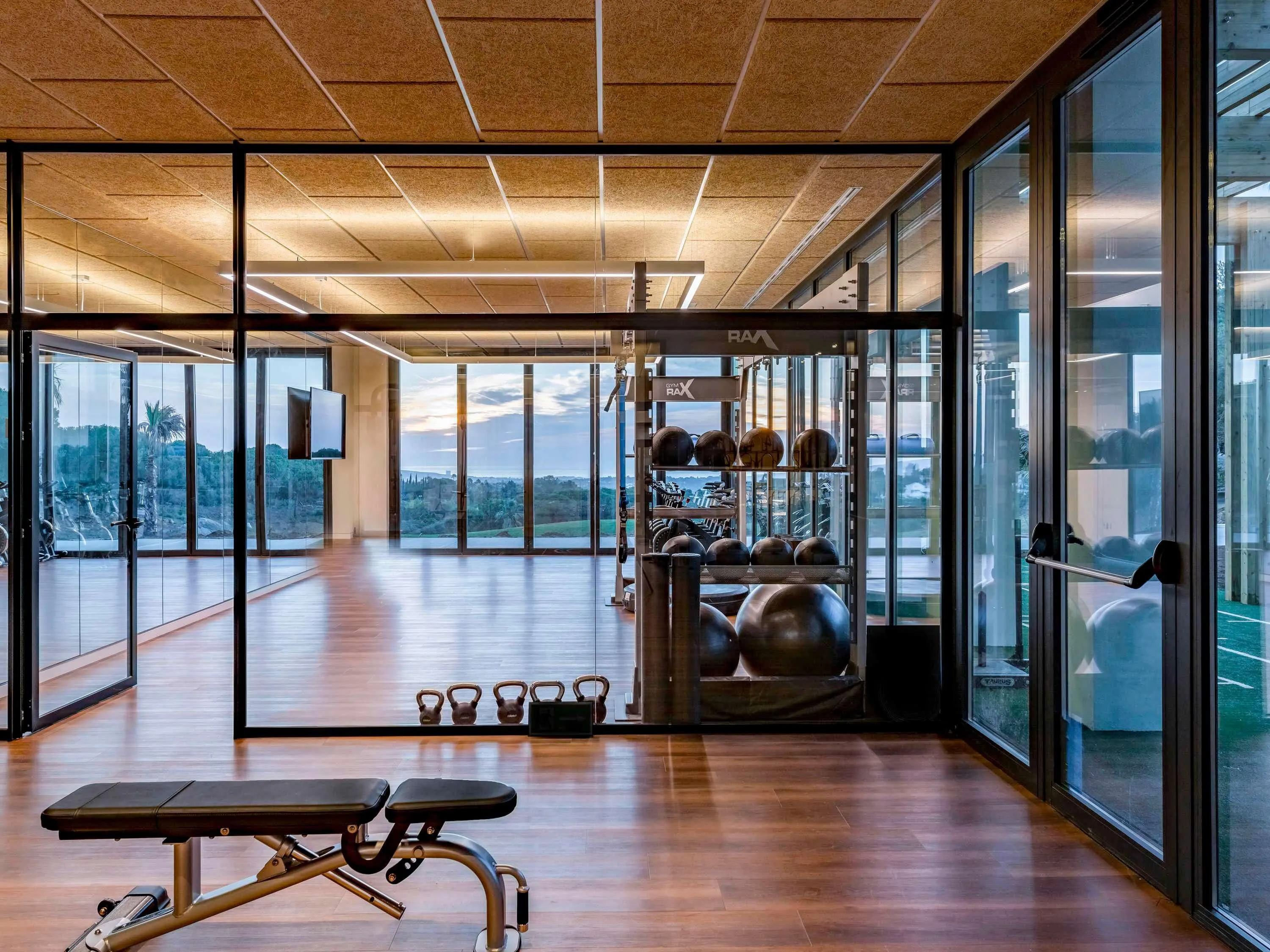 SO/ Sotogrande Spa & Golf Resort Hotel - sport