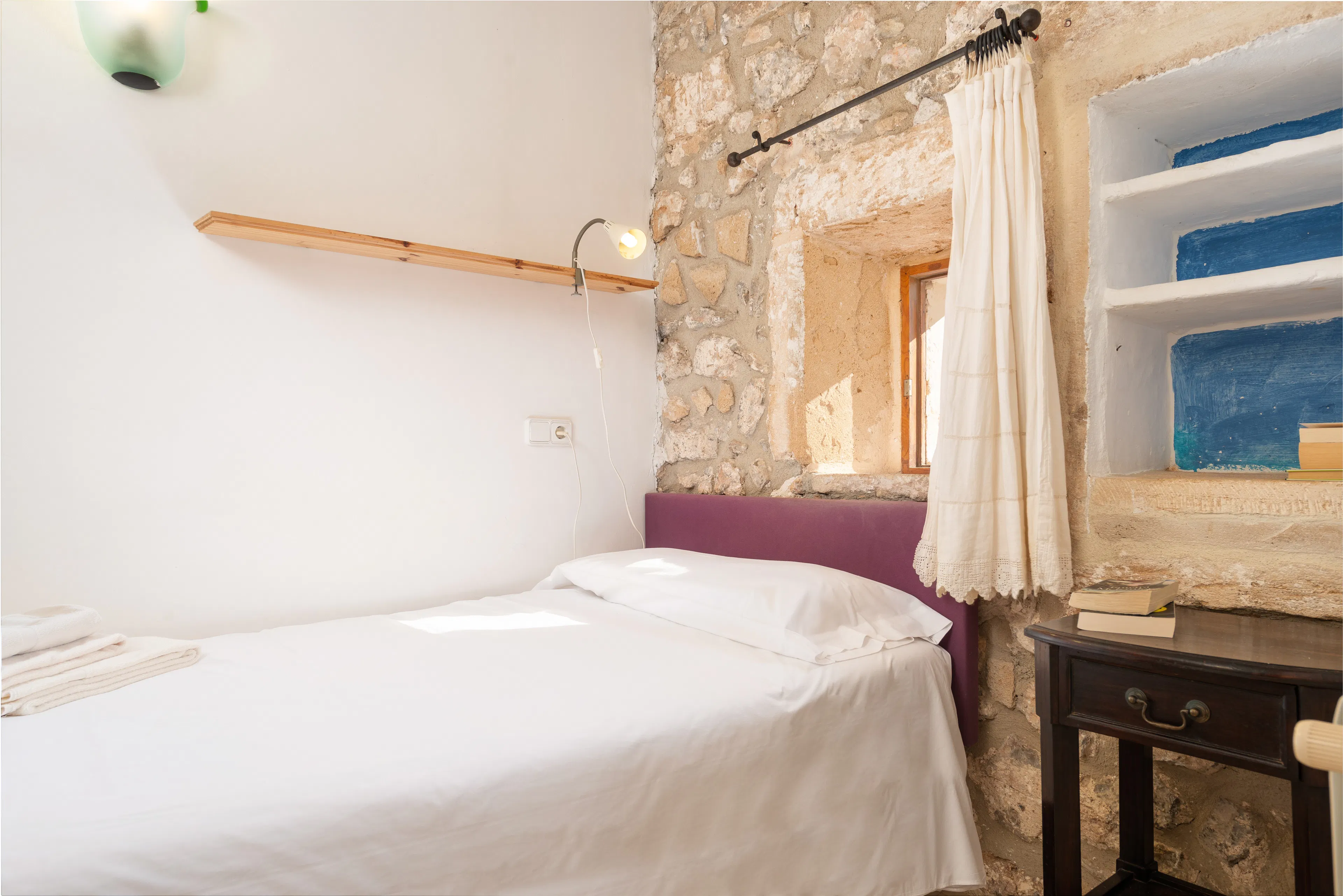La Victoria Petit Hotel - rooms