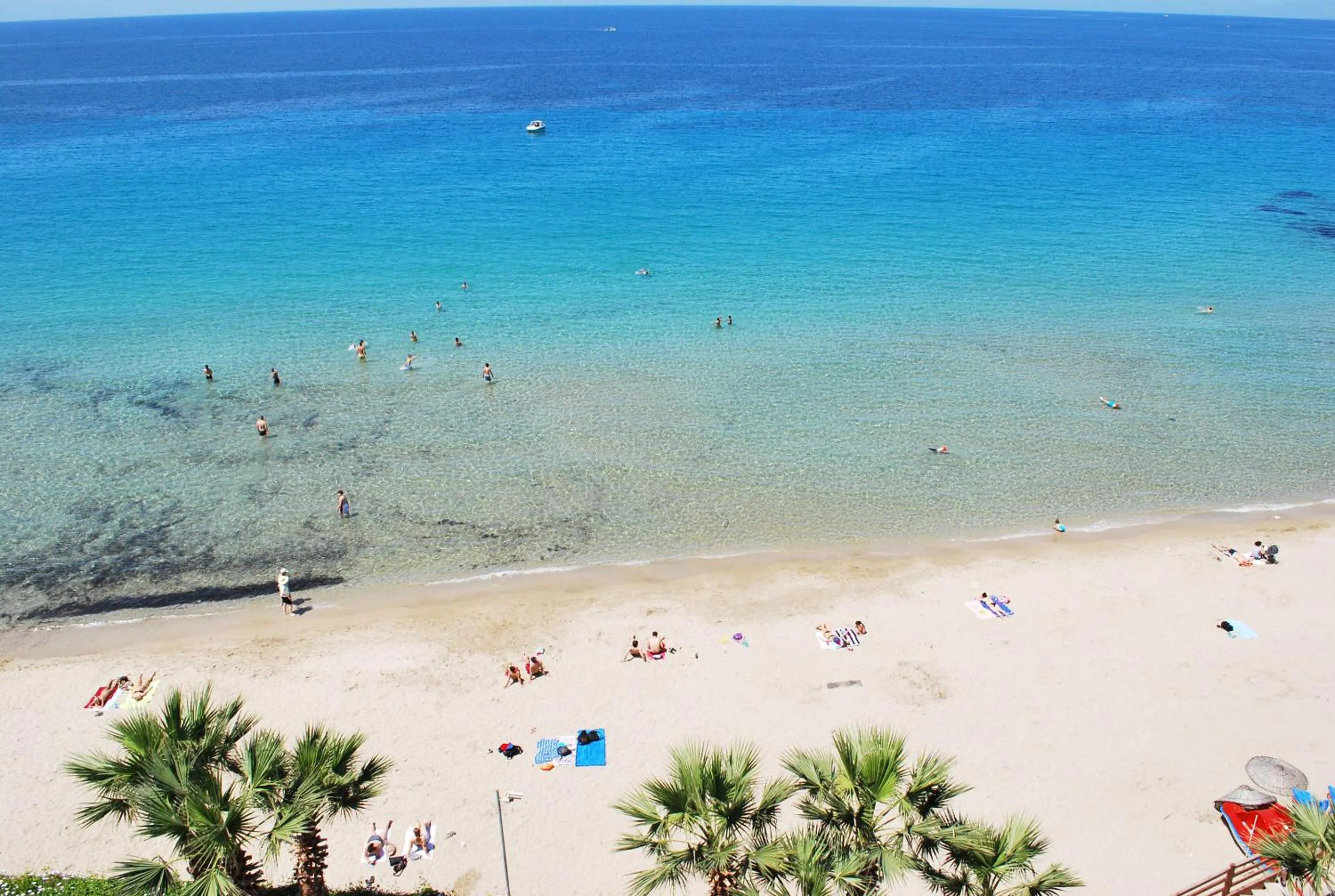 Sunday Beach Hotel - beach