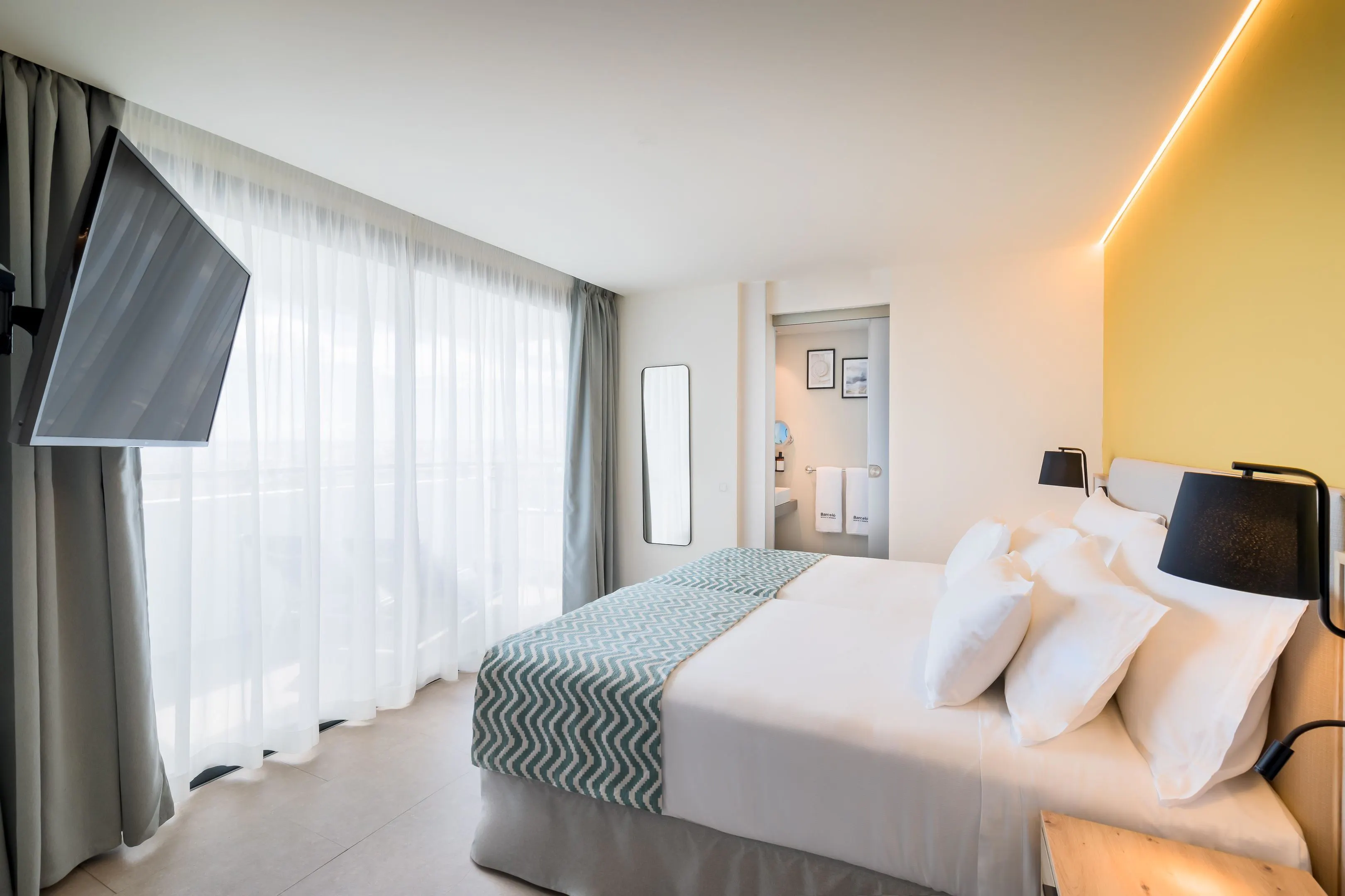 Barcelo Margaritas Royal Level - rooms