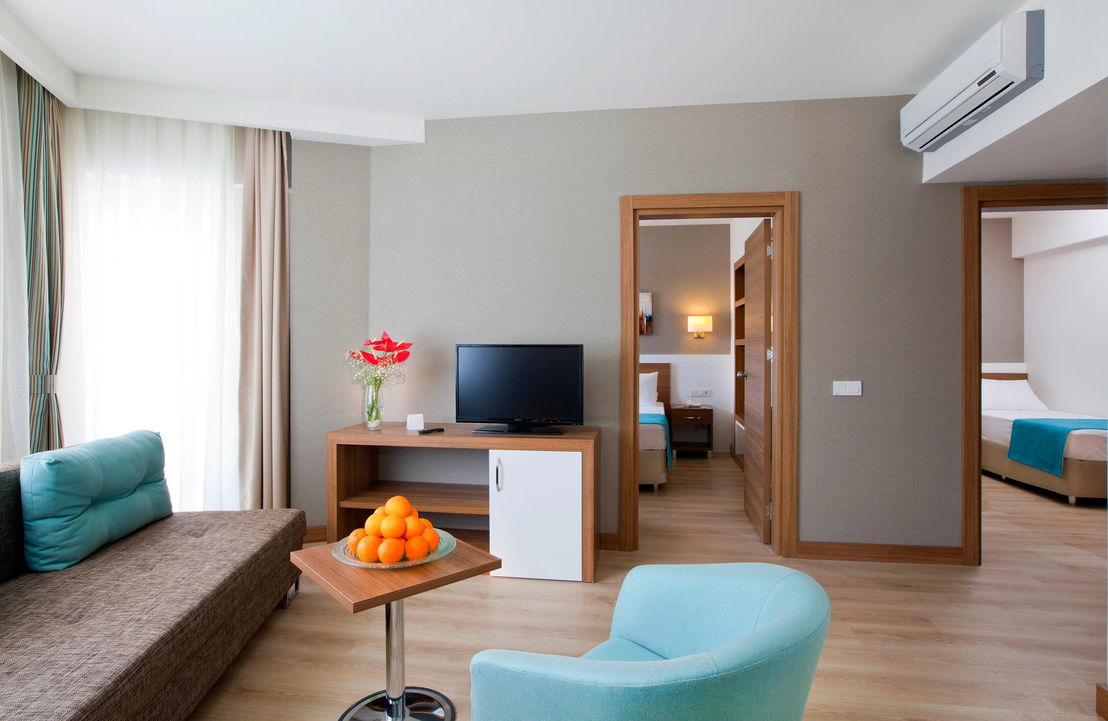 FAMILY ROOM DELUXE