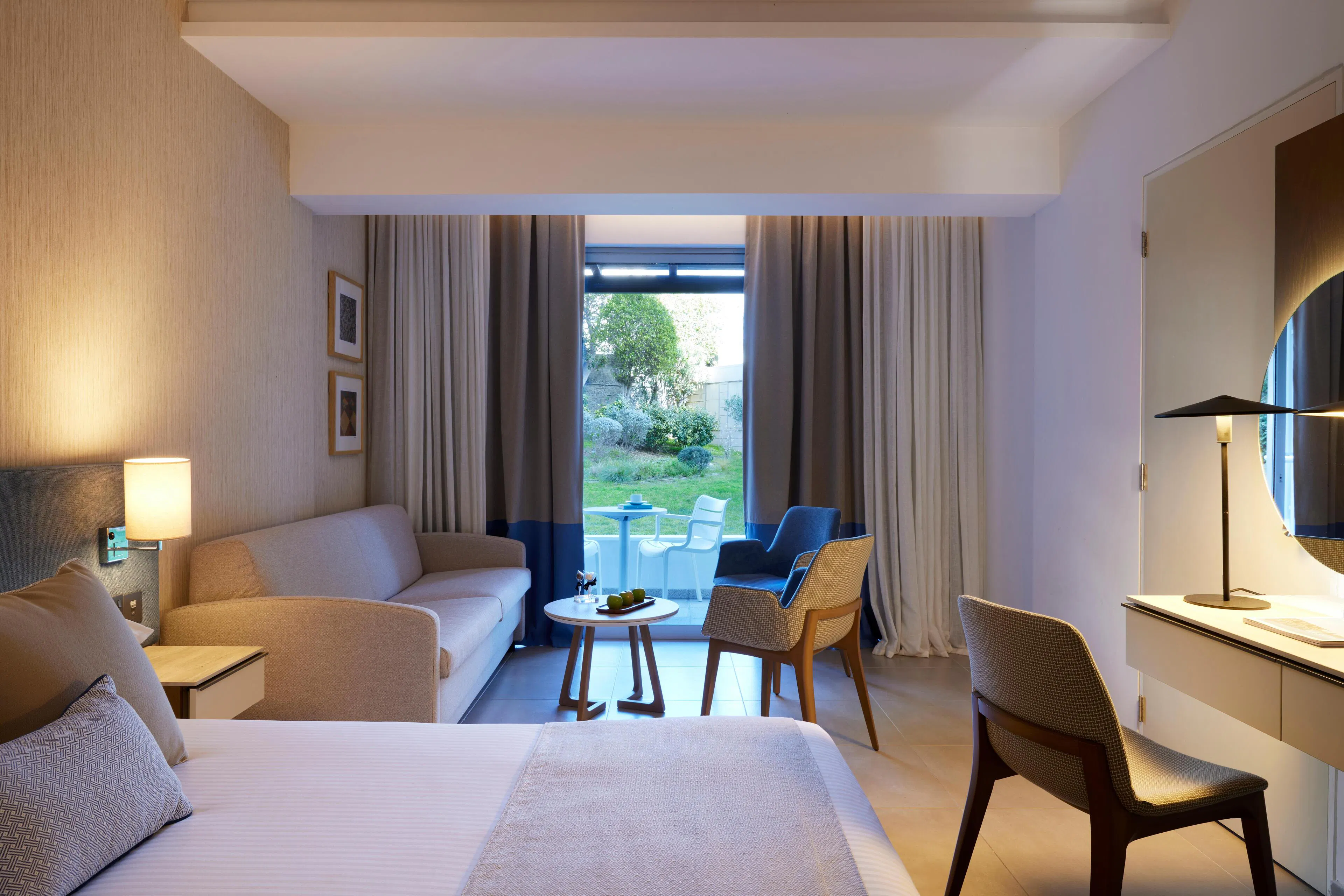 Hotel Mediterranean Beach - rooms