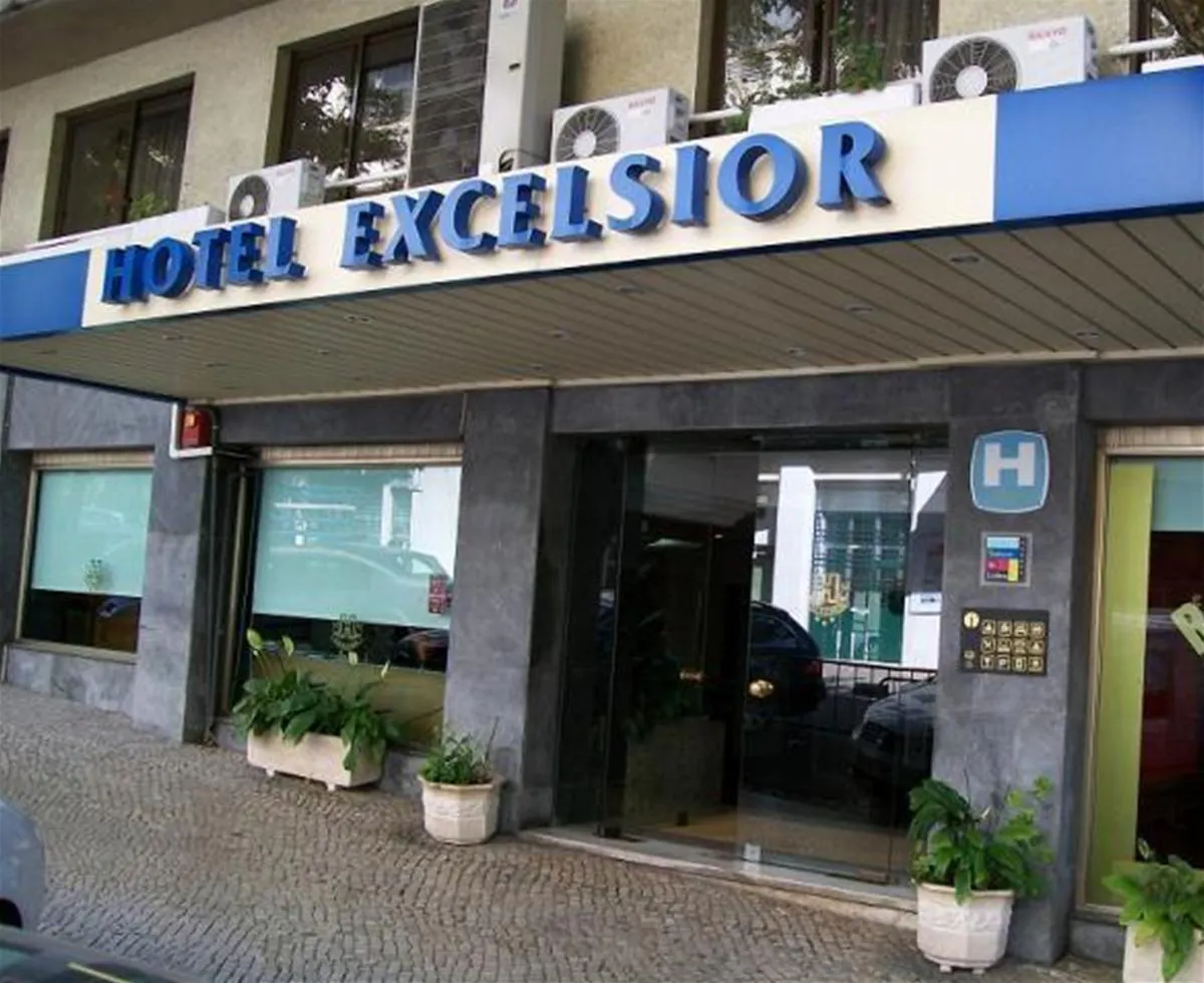 Excelsior - exterior