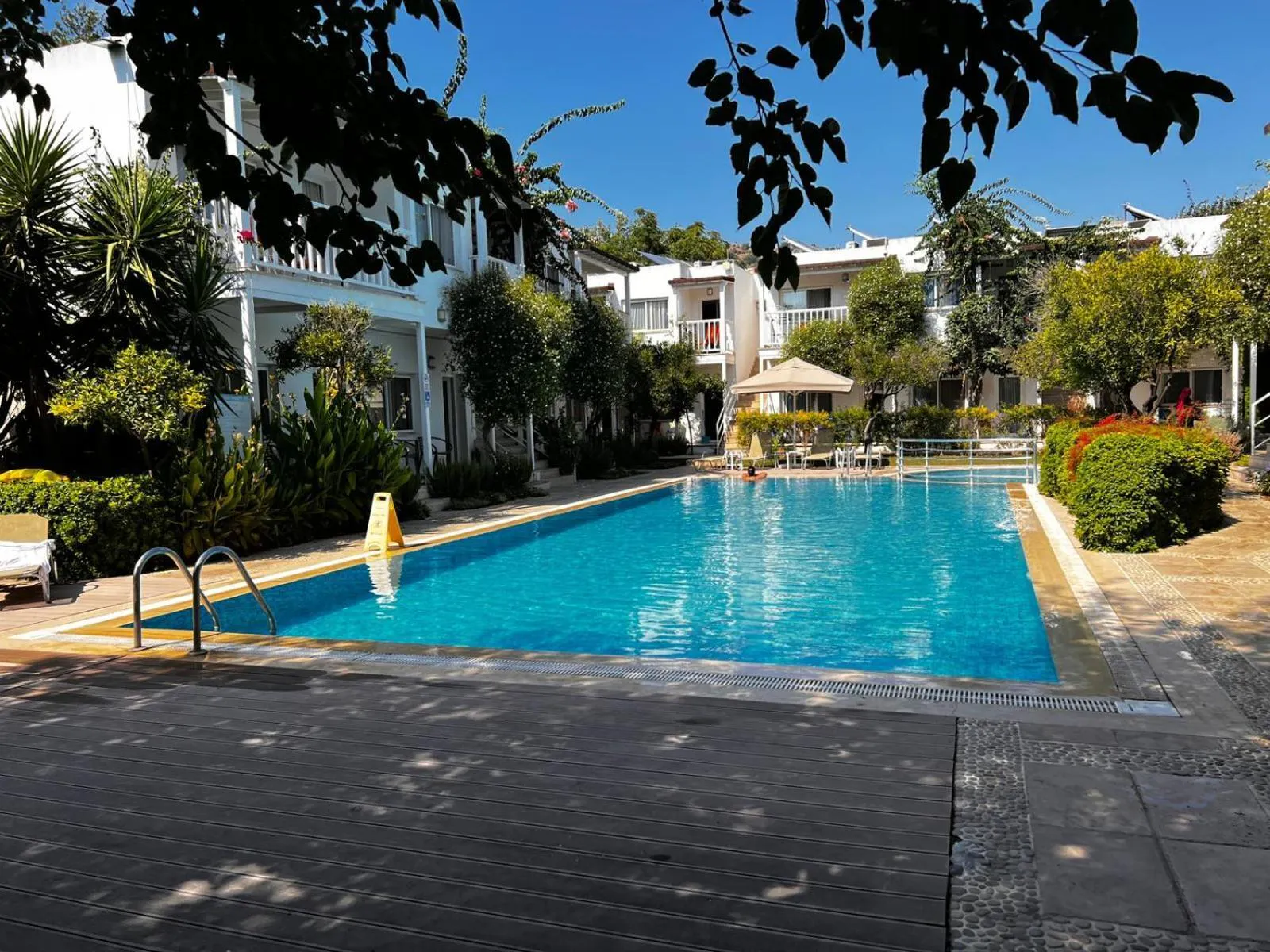 Gümüslük - pool
