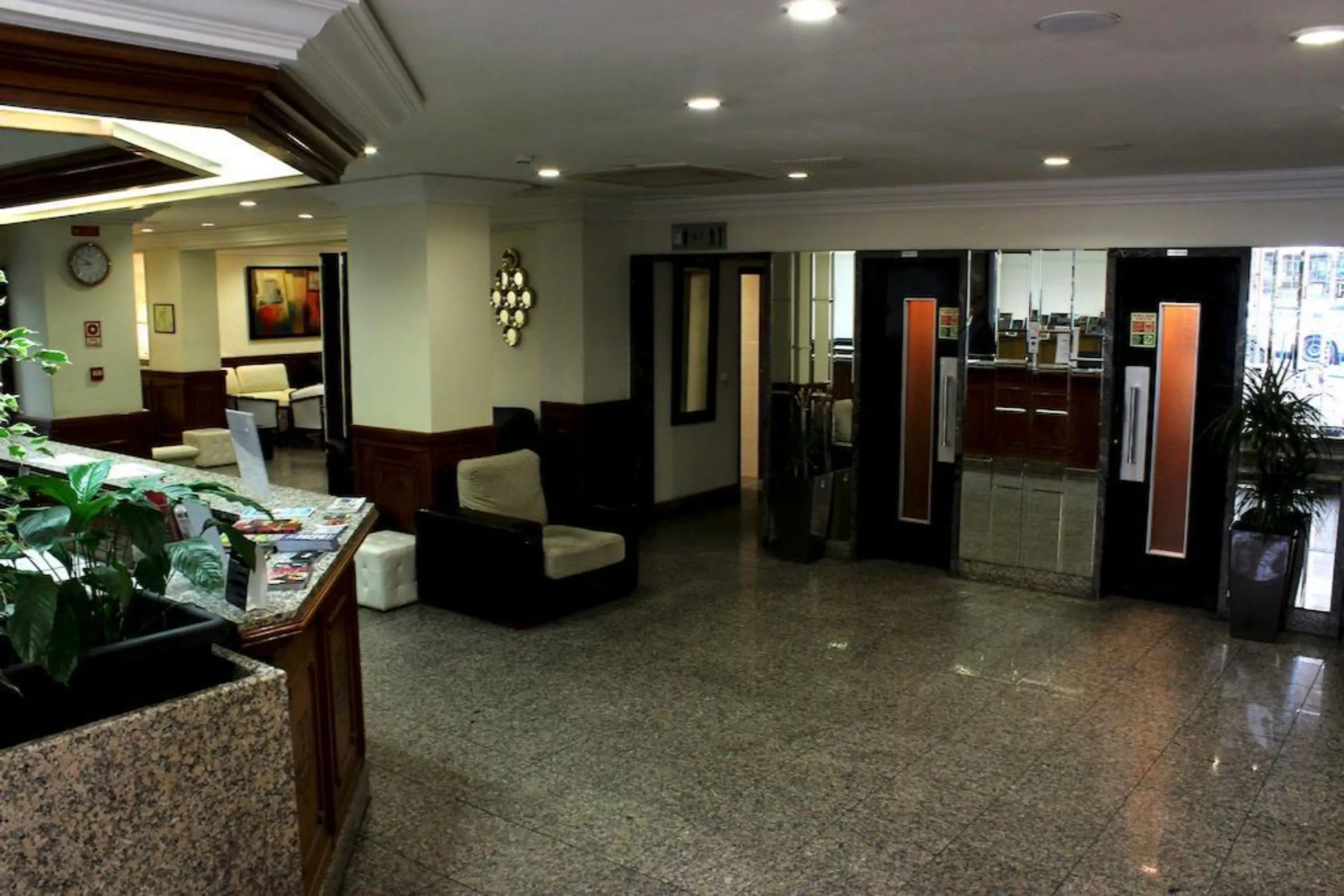 Excelsior - facilities