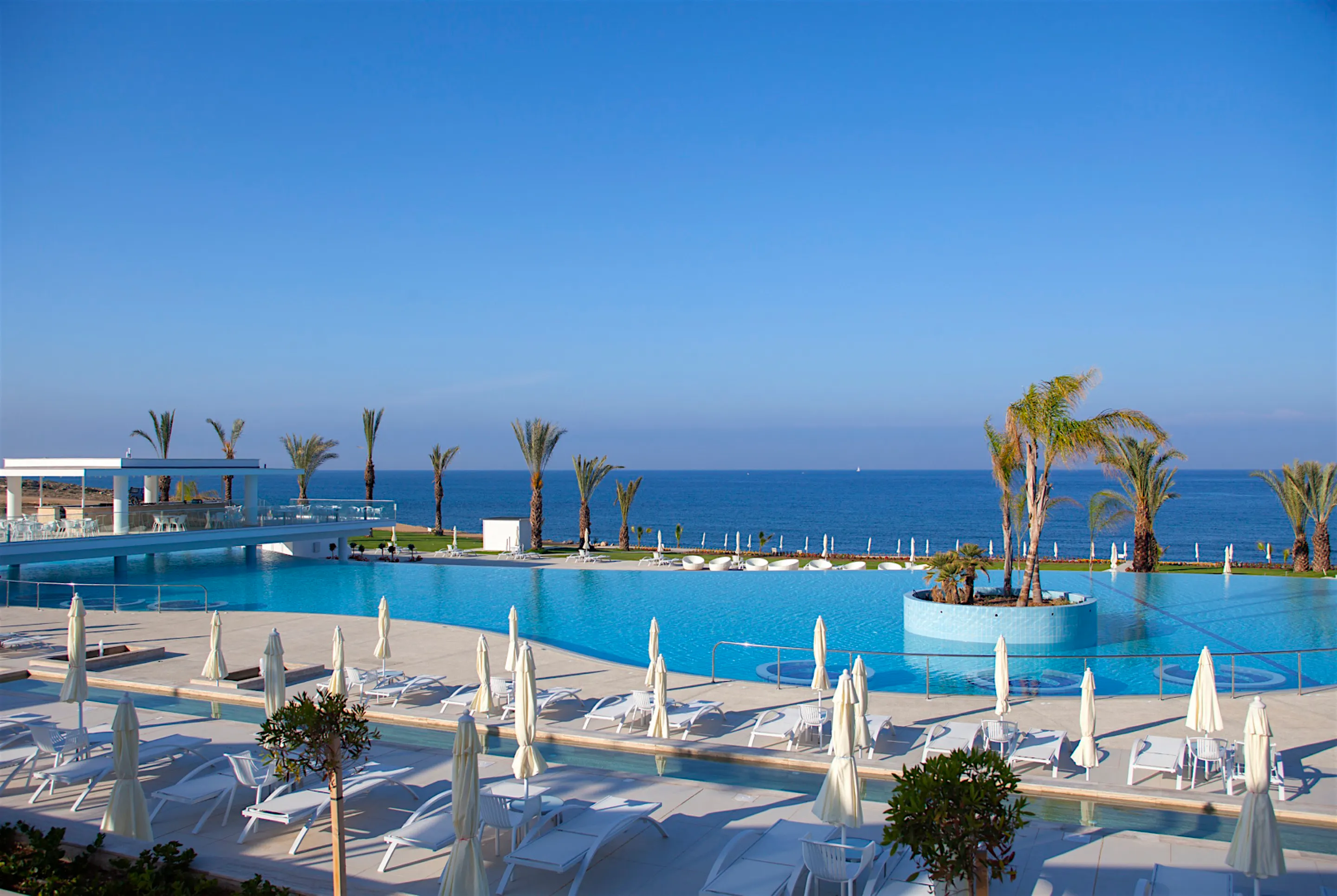 King Evelthon Beach Hotel and Resort - pool