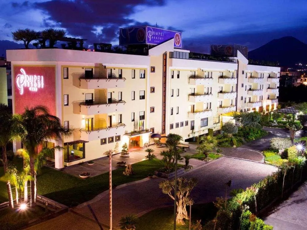 Abalon Pompei Resort - exterior