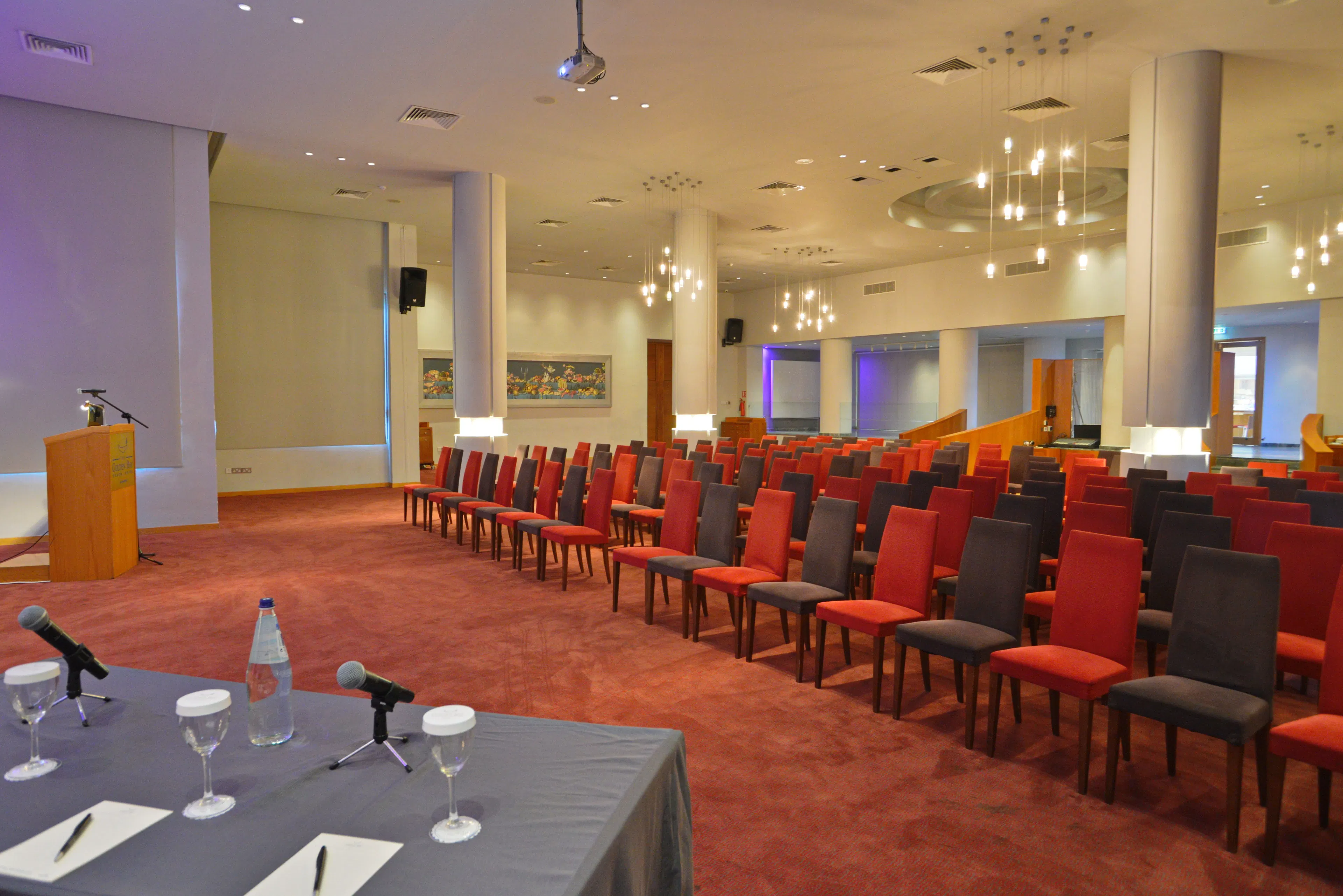 Golden Bay Beach Hotel - entertainment