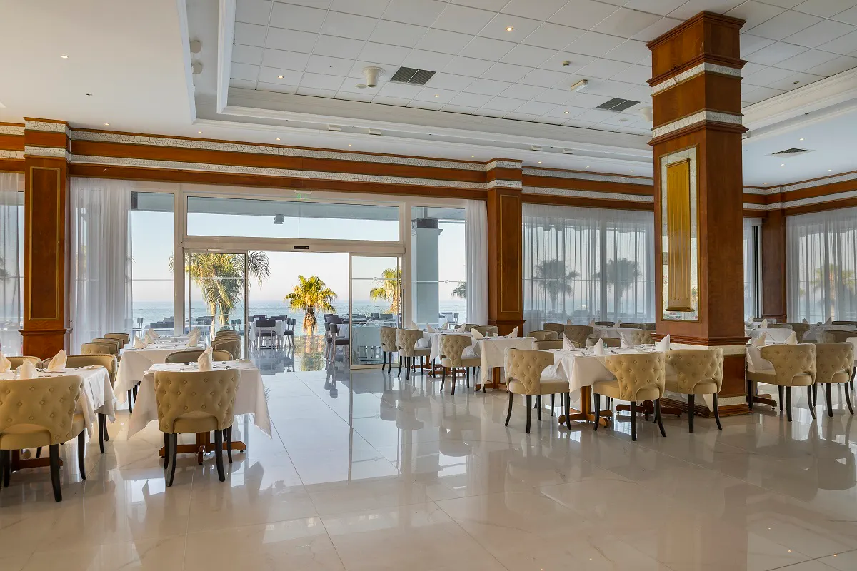 Constantinos The Great Beach Hotel - foodAndBeverage