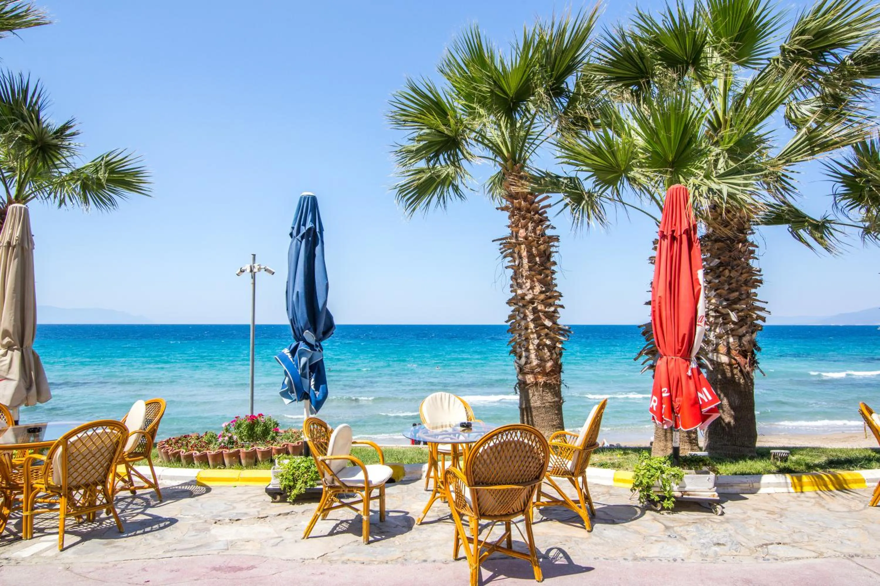 Sunday Beach Hotel - beach
