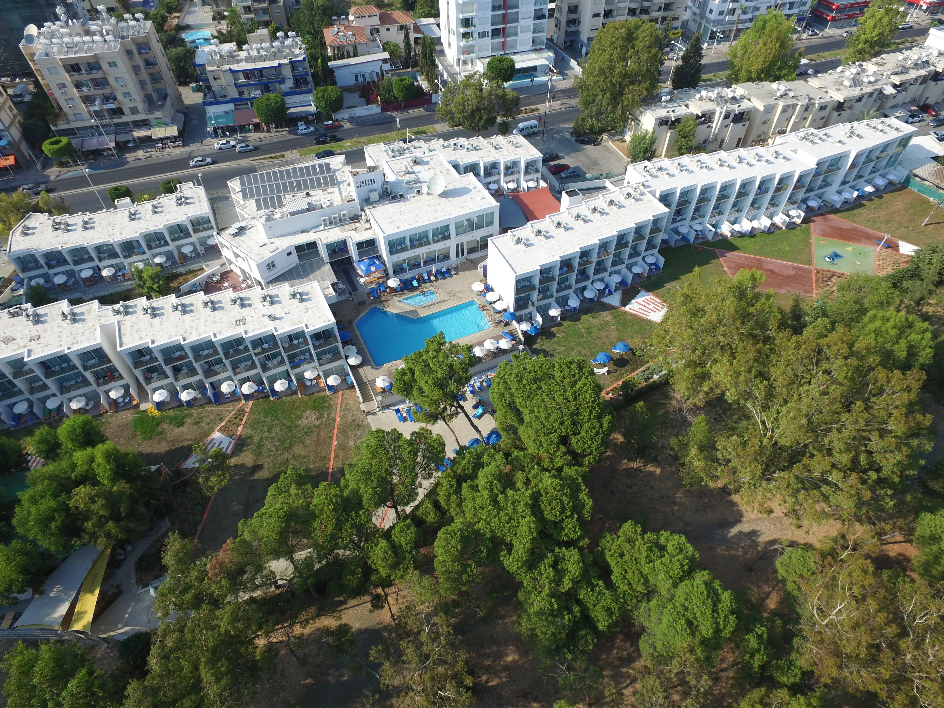 Park Beach Hotel - exterior