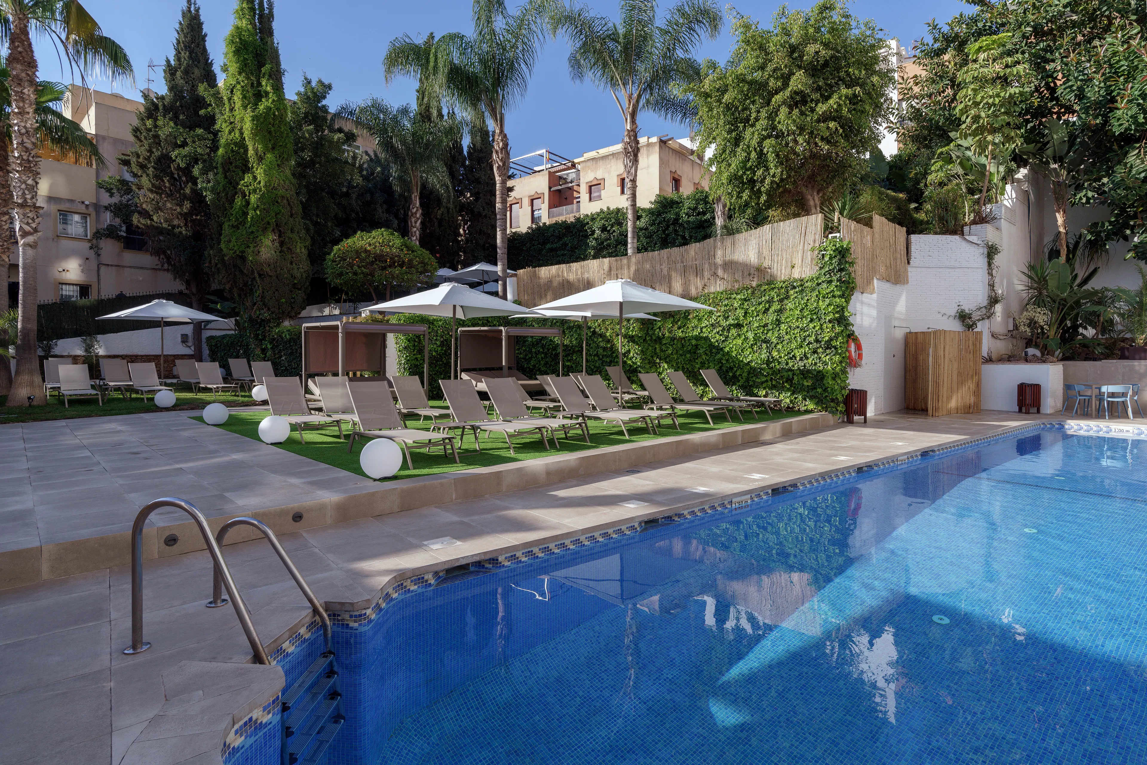 Hotel Costa Malaga by Pierre Vacances - pool